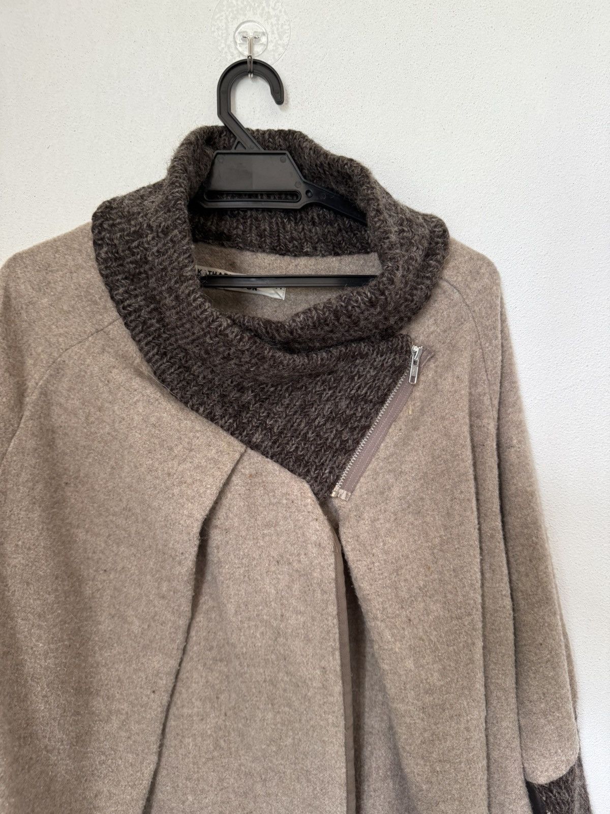 Katharine Hamnett London Katharine Hamnett Asymmetrical Wool Knit Jacket Japan Made Size M / US 6-8 / IT 42-44 - 5 Thumbnail