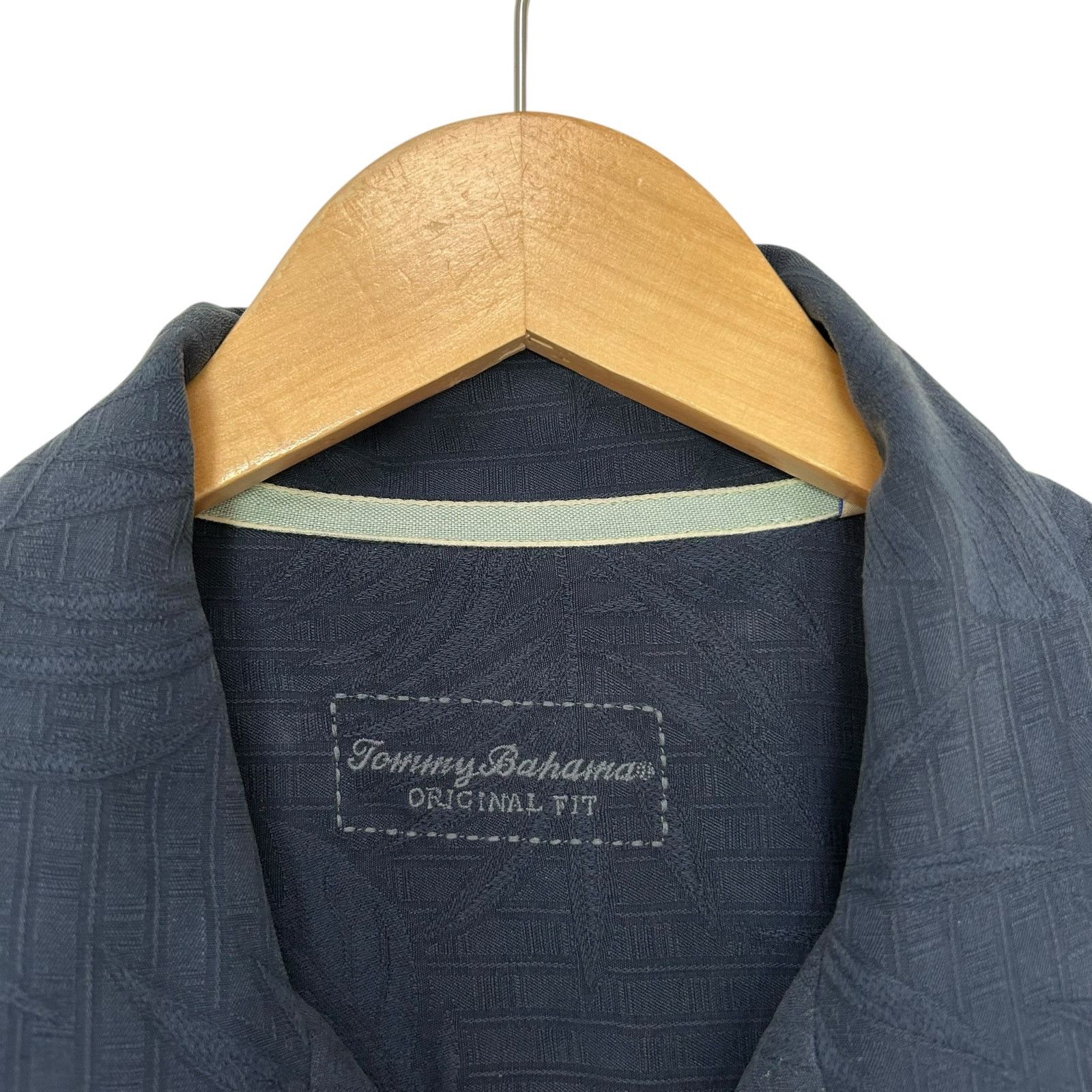 Tommy Bahama Tommy Bahama Navy Blue 100% Silk Short Sleeve Button Down L Size US L / EU 52-54 / 3 - 2 Thumbnail