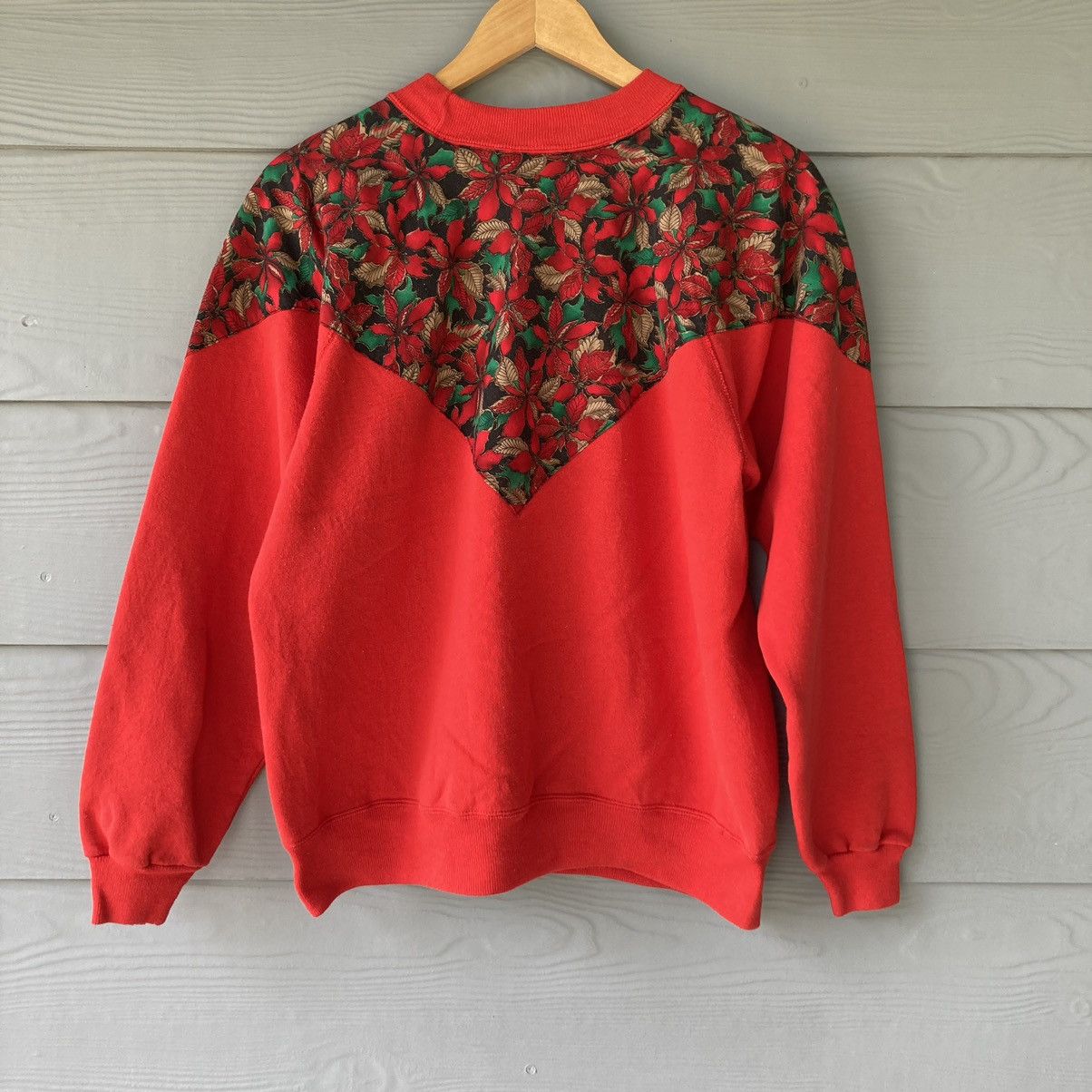 Vintage 90s Hanes Activewear Red Sweatshirt Size L Made In USA Size L / US 10 / IT 46 - 5 Thumbnail
