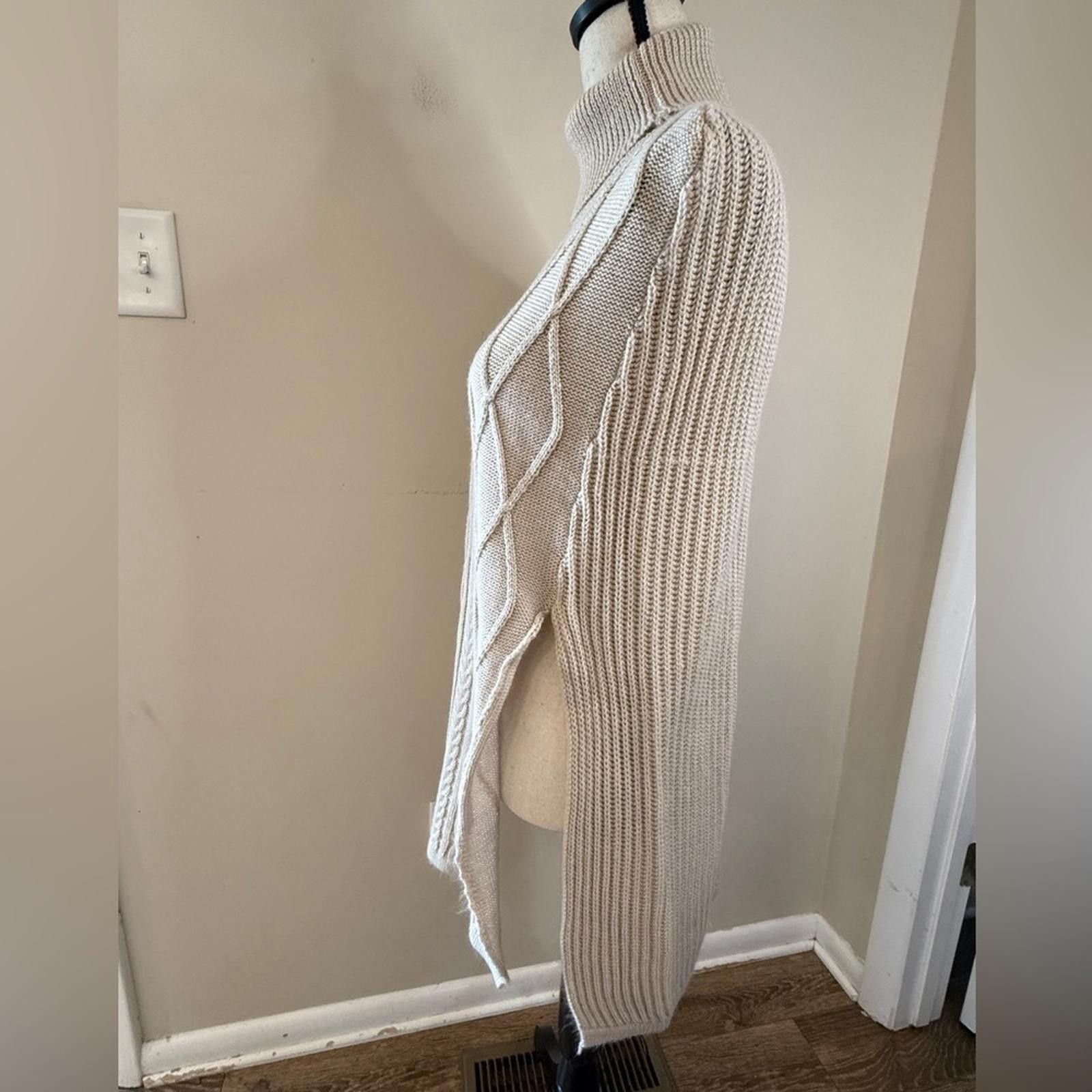 Other Beige tan chunky cable knit poncho sweater cape shawl SZ S/M Size M / US 6-8 / IT 42-44 - 3 Thumbnail