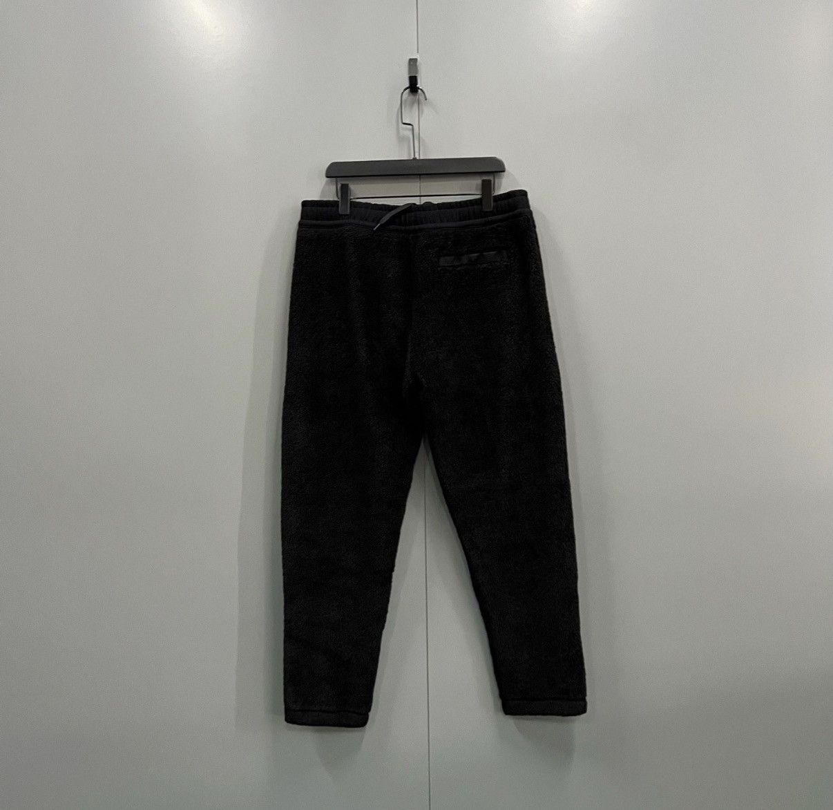 Burberry Burberry Black Fleece Sweatpants J41 Size US 36 / EU 52 - 2 Thumbnail