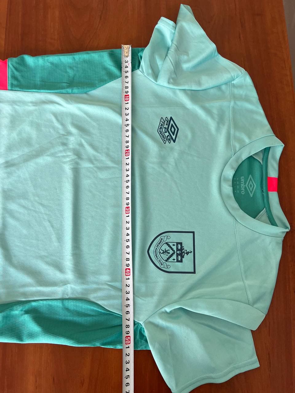Umbro NEW! 2023/24 BURNLEY FC TRAINING SOCCER FOOTBALL JERSEY SZ M Size US M / EU 48-50 / 2 - 14 Thumbnail