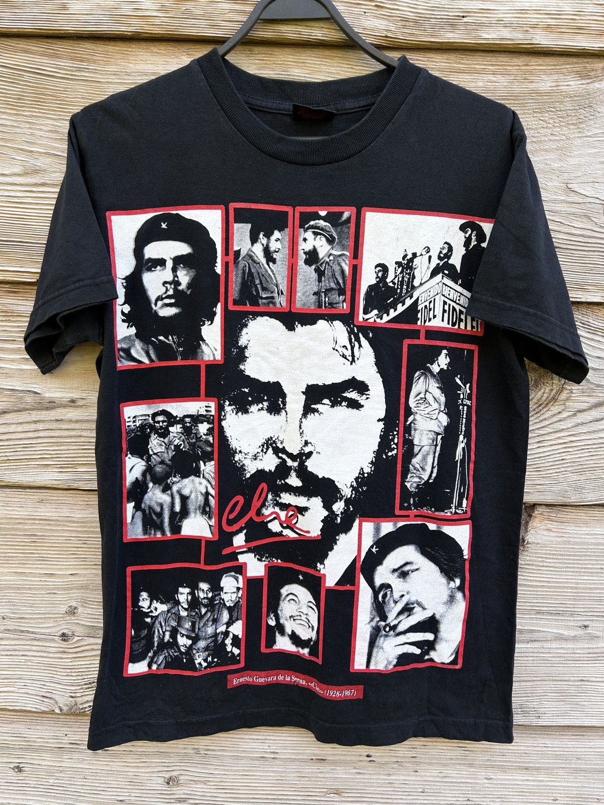 Vintage Vintage Che Guevara Revolution Tribute T-Shirt In Black Size US M / EU 48-50 / 2 - 1 Thumbnail