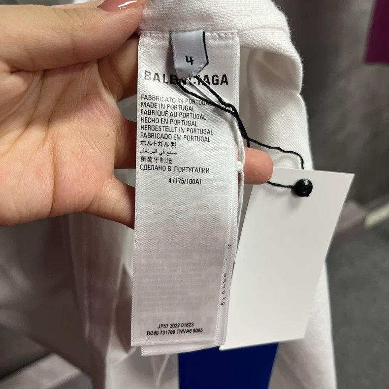 Other Balenciaga New adidas co-branded white monogrammed logo sh Size US XL / EU 56 / 4 - 2 Thumbnail
