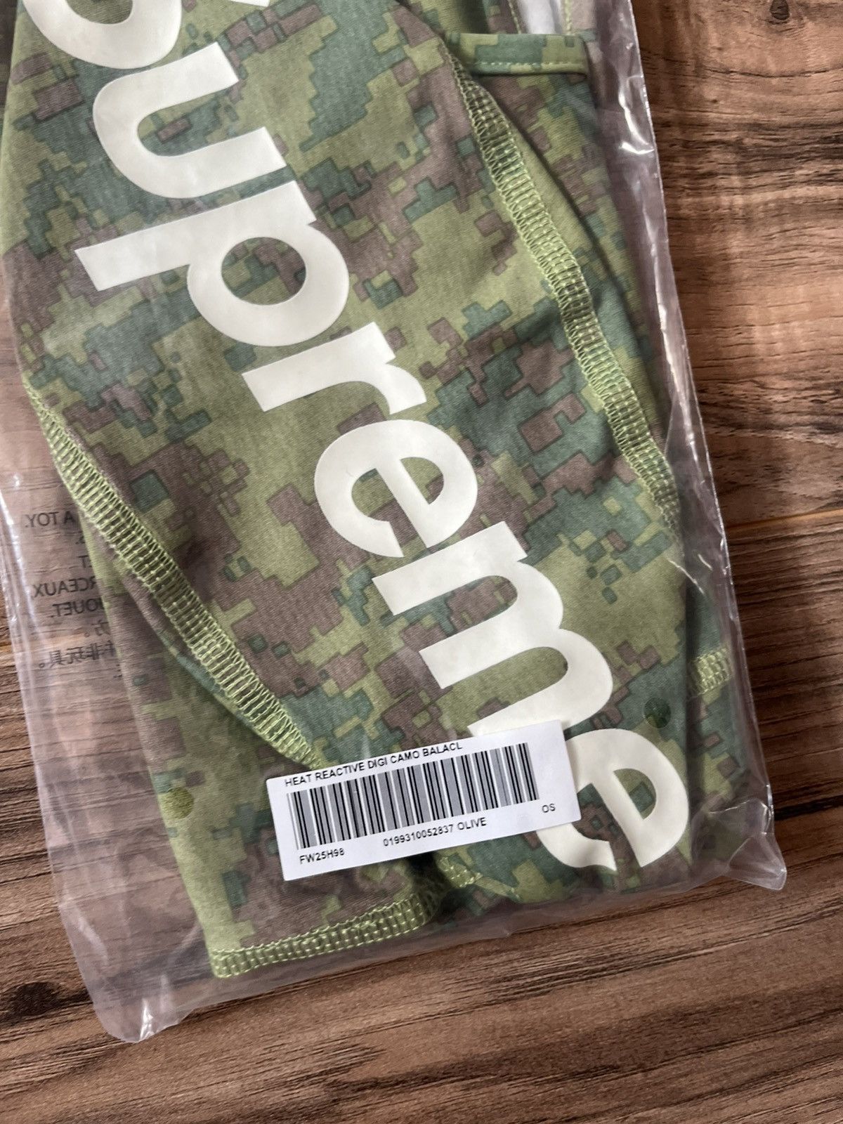 Supreme Supreme Heat Reactive Digi Camo Balaclava Size ONE SIZE - 7 Thumbnail