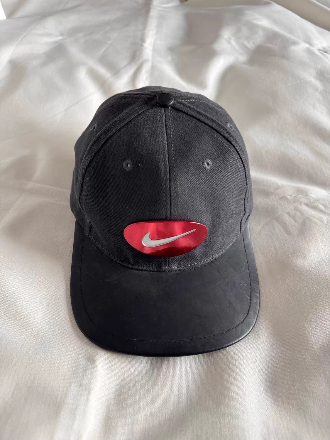 Nike Nike Vintage Unisex Fashion Cap Size ONE SIZE - 2 Thumbnail