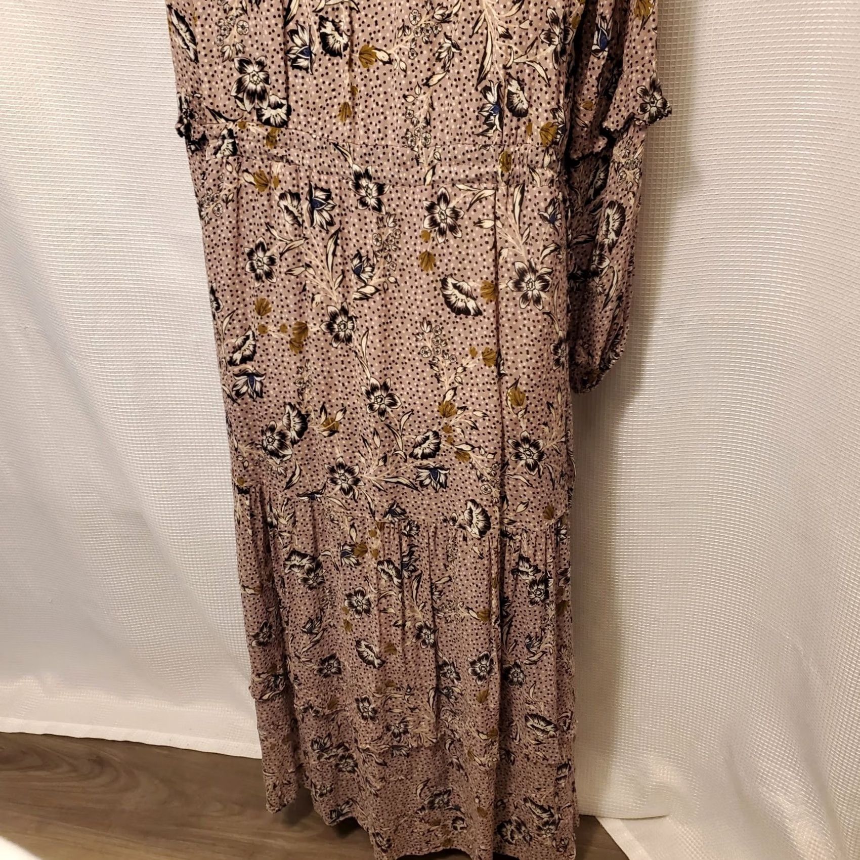 Anthropologie Dolan Anthropologie Maxi Dress Floral Tiered Ruffle Lace-Trim Beige Long Sleeve Boho L Large Womens Size L / US 10 / IT 46 - 6 Thumbnail