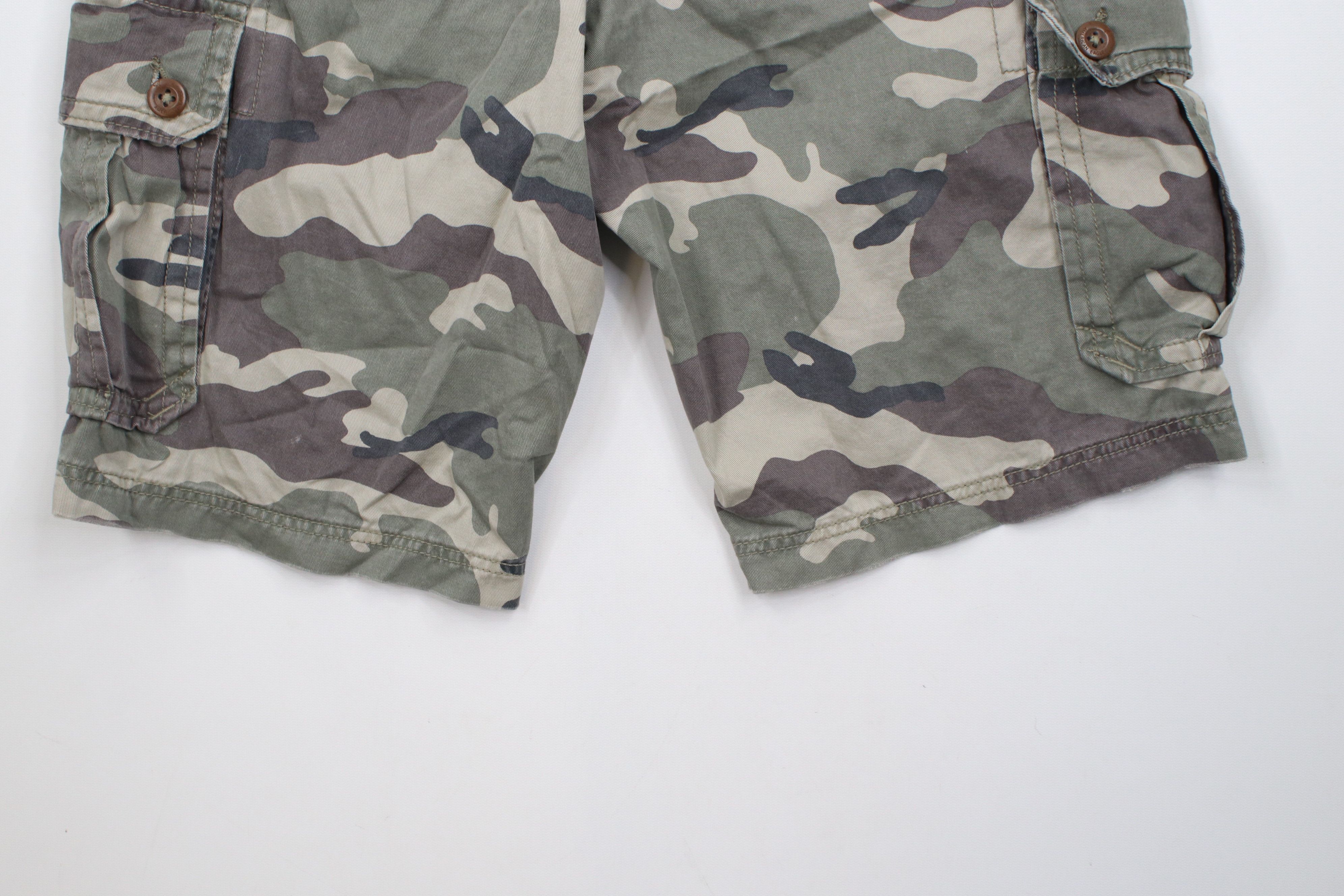 American Eagle Outfitters × Vintage Vintage Y2K American Eagle Outfitters Camouflage Shorts Size US 31 - 13 Thumbnail