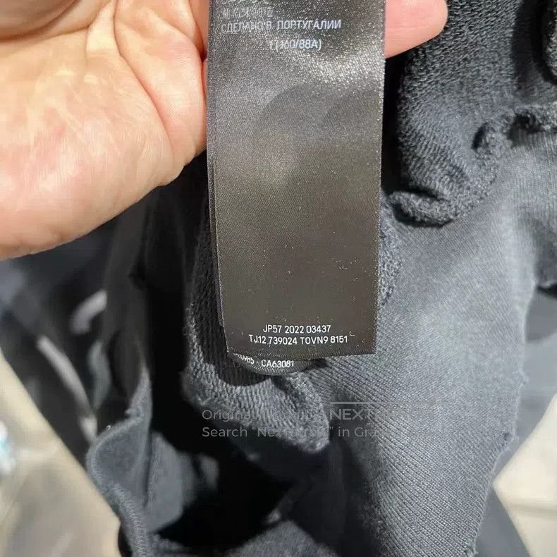 Balenciaga Balenciaga Letter embroidered logo hooded sweatshirt Size US S / EU 44-46 / 1 - 6 Thumbnail