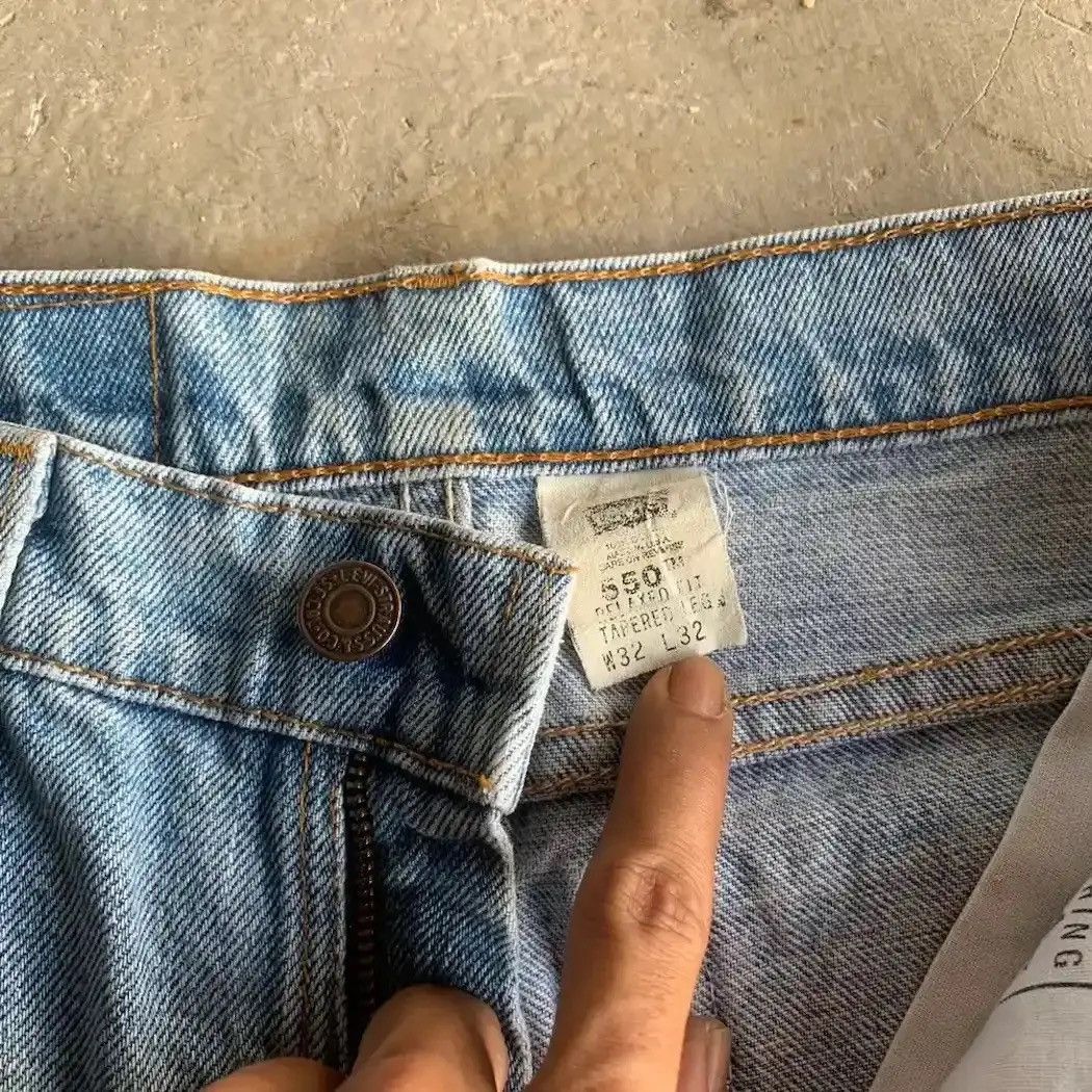 Levi's DESTROYED!VTG LEVI’S 550 JEAN LEVIS DENIM RELAXED FIT PANTS Size US 30 / EU 46 - 10 Thumbnail
