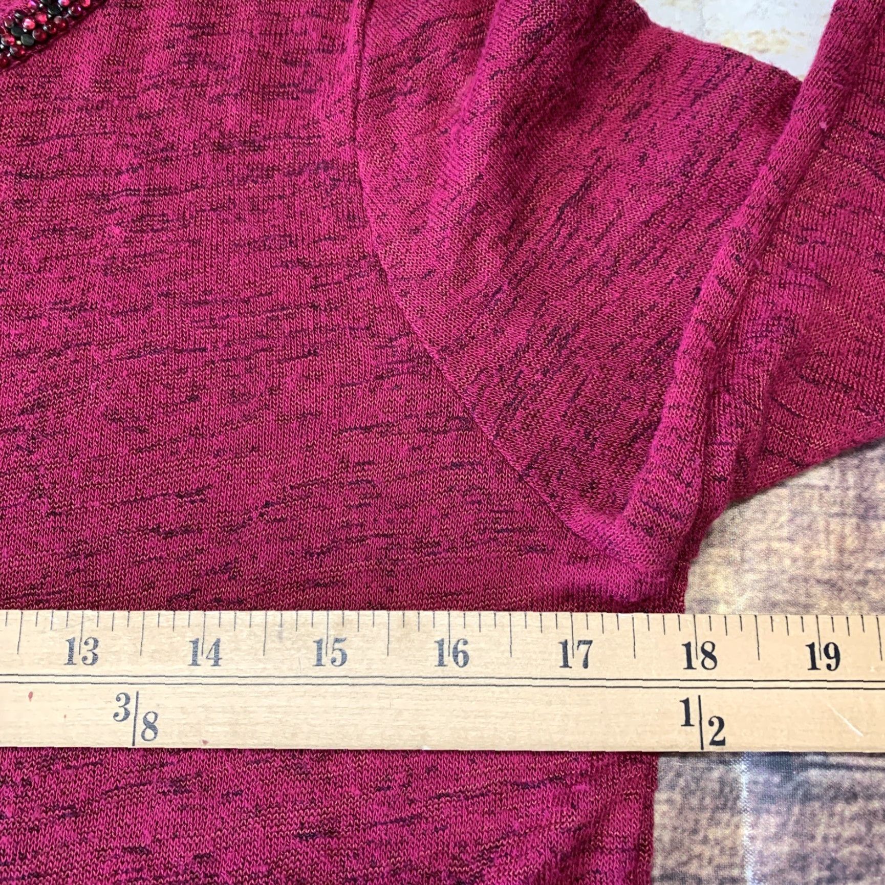 Juicy Couture Juicy Couture Burgandy 3/4 Sleeve Sequin Pullover Women's Small Light Weight Shirt Size S / US 4 / IT 40 - 7 Thumbnail