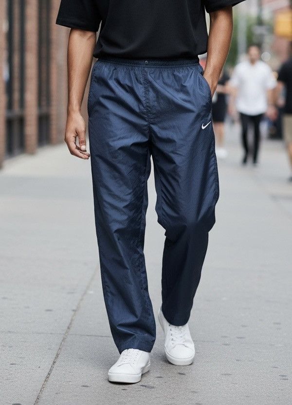 Nike Vintage Nike Trackpants Size US 32 / EU 48 - 1 Thumbnail