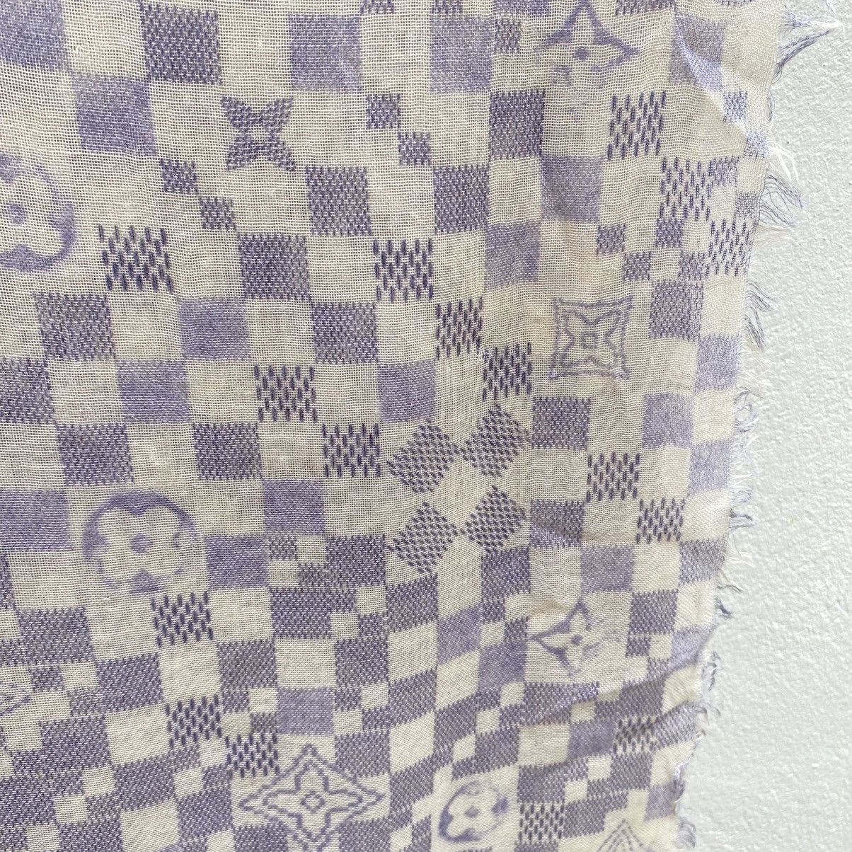 Louis Vuitton LOUIS VUITTON Lavender Checkered Blossom Scarf Size ONE SIZE - 19 Thumbnail