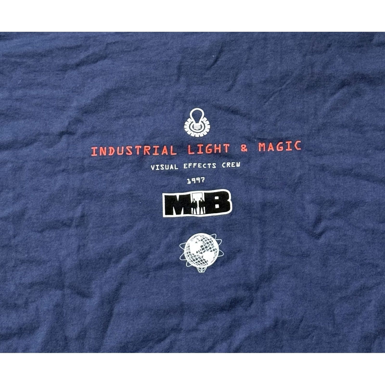 Fruit Of The Loom VINTAGE Men In Black Graphic Print T-Shirt XL Frank The Pug 90s Christopher Lee ILM Crew Neck Cotton Blue Shirt Mens XL Size US XL / EU 56 / 4 - 4 Thumbnail