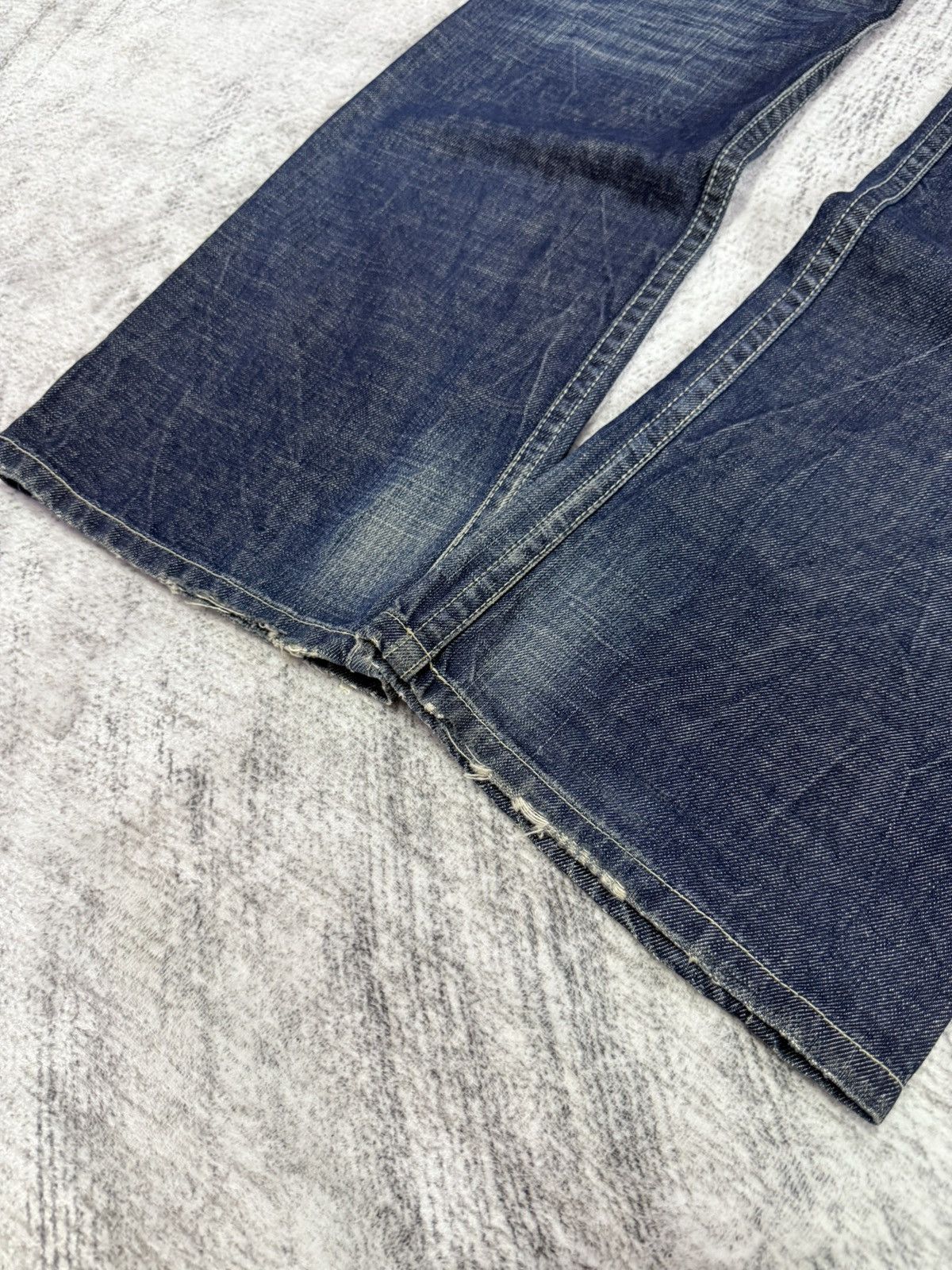 Japanese Brand × Tete Homme × semanticdesign Red Pepper Japan Heavy Wash Low Rise Flared Jeans Size US 29 - 19 Thumbnail