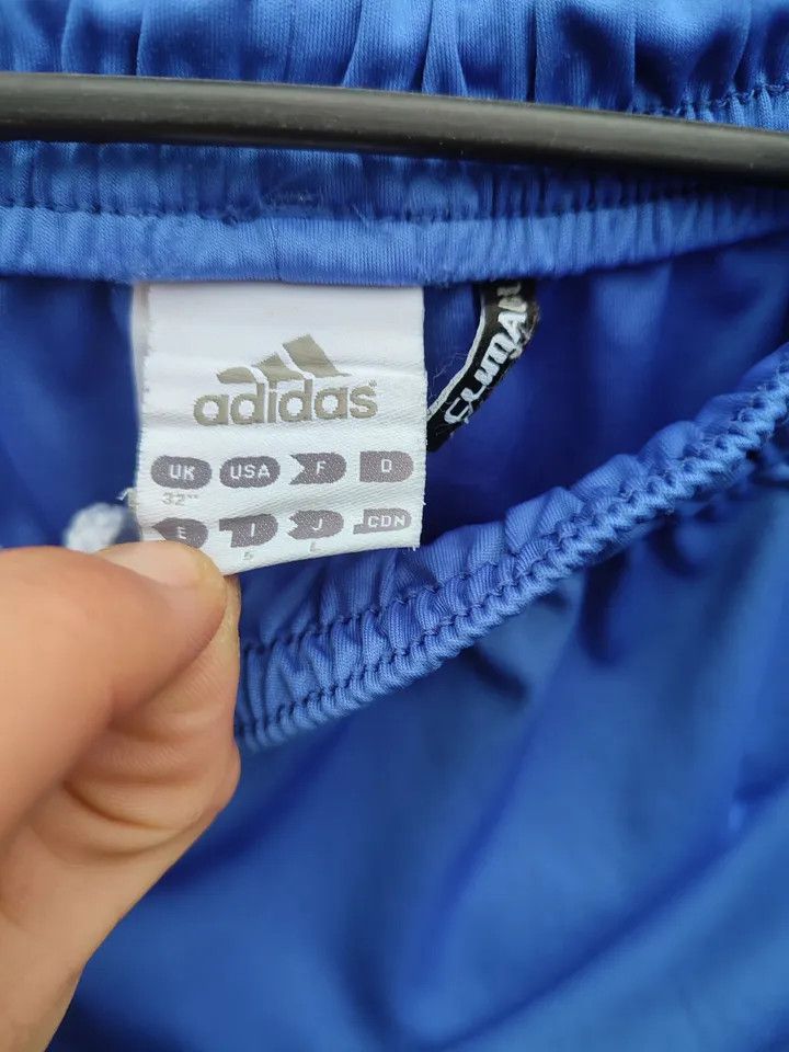 Chelsea Soccer Chelsea FC 2011-12 HOME FOOTBALL Shorts size L Size US 32 / EU 48 - 2 Thumbnail