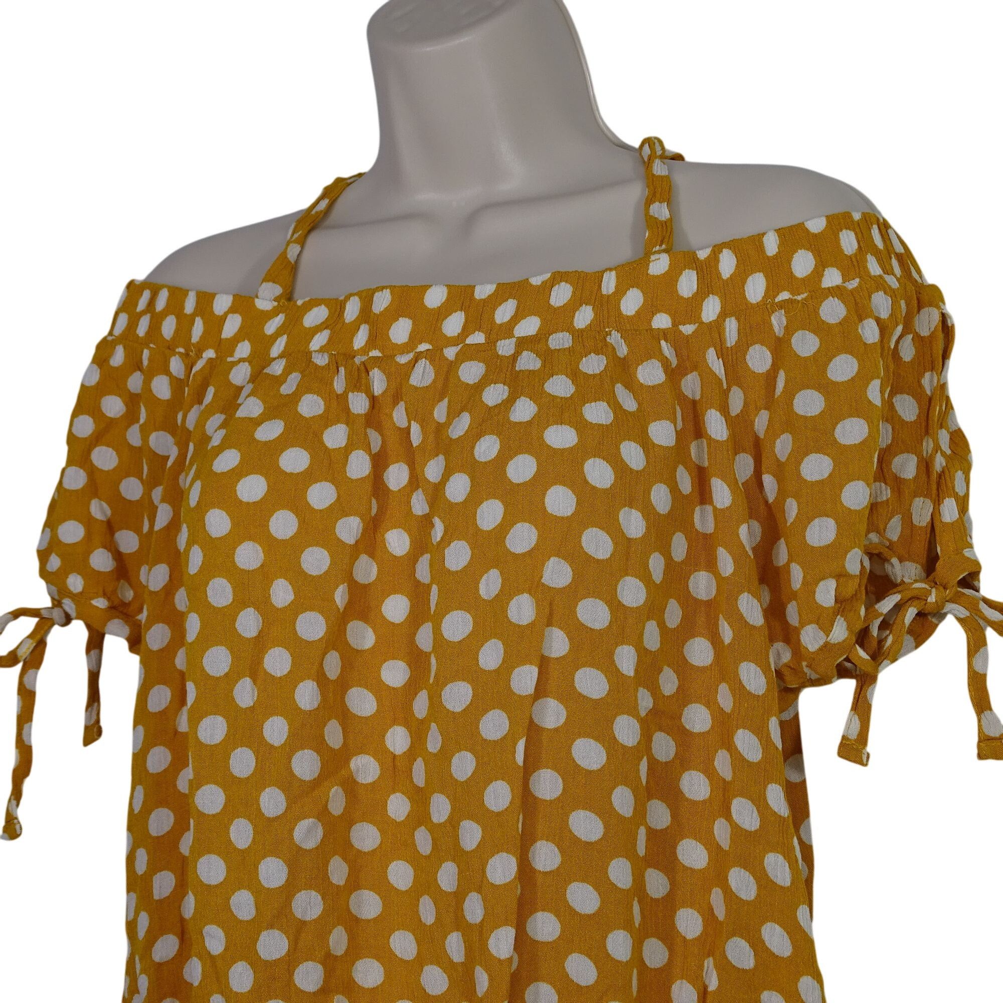 Almost Famous Almost Famous Yellow Polka Dot Off-Shoulder Crop Top Size L Size L / US 10 / IT 46 - 2 Thumbnail