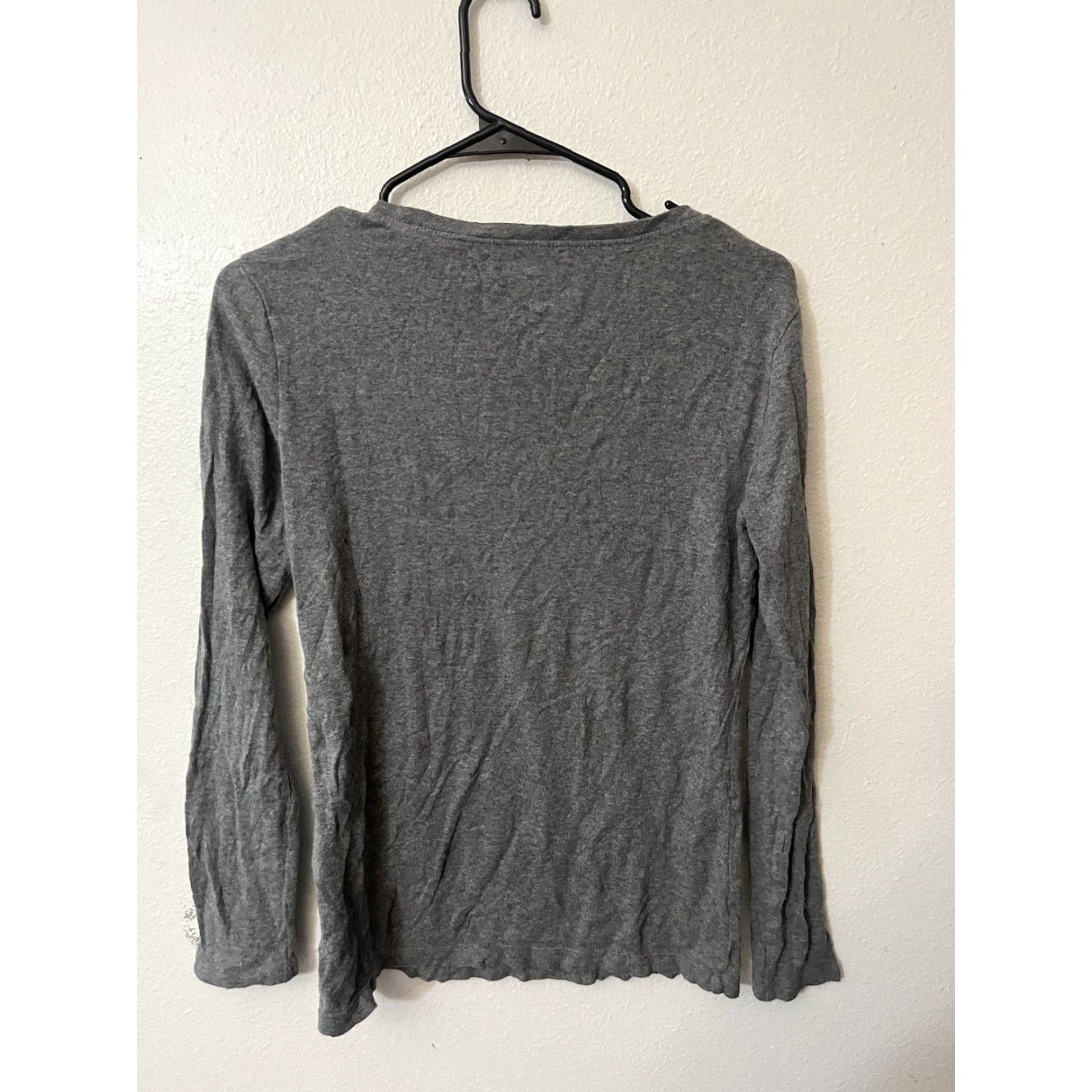 Vintage New York & Company Blouse Shirt Womens Gray Solid Long Sleeve Size M Adult Regular Scoop Neck Casual Comfort Easy Care Fall/Spring/Winter 2/2 Size M / US 6-8 / IT 42-44 - 3 Thumbnail