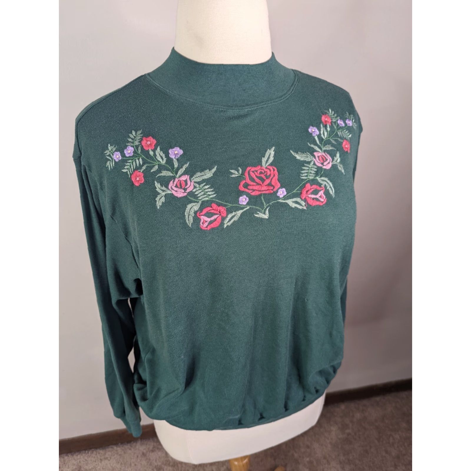 Vintage VINTAGE Bridge Gate Shirt L Green Floral Embroidered Mock Neck Long Sleeve Cottagecore 90s Womens Size L / US 10 / IT 46 - 2 Thumbnail