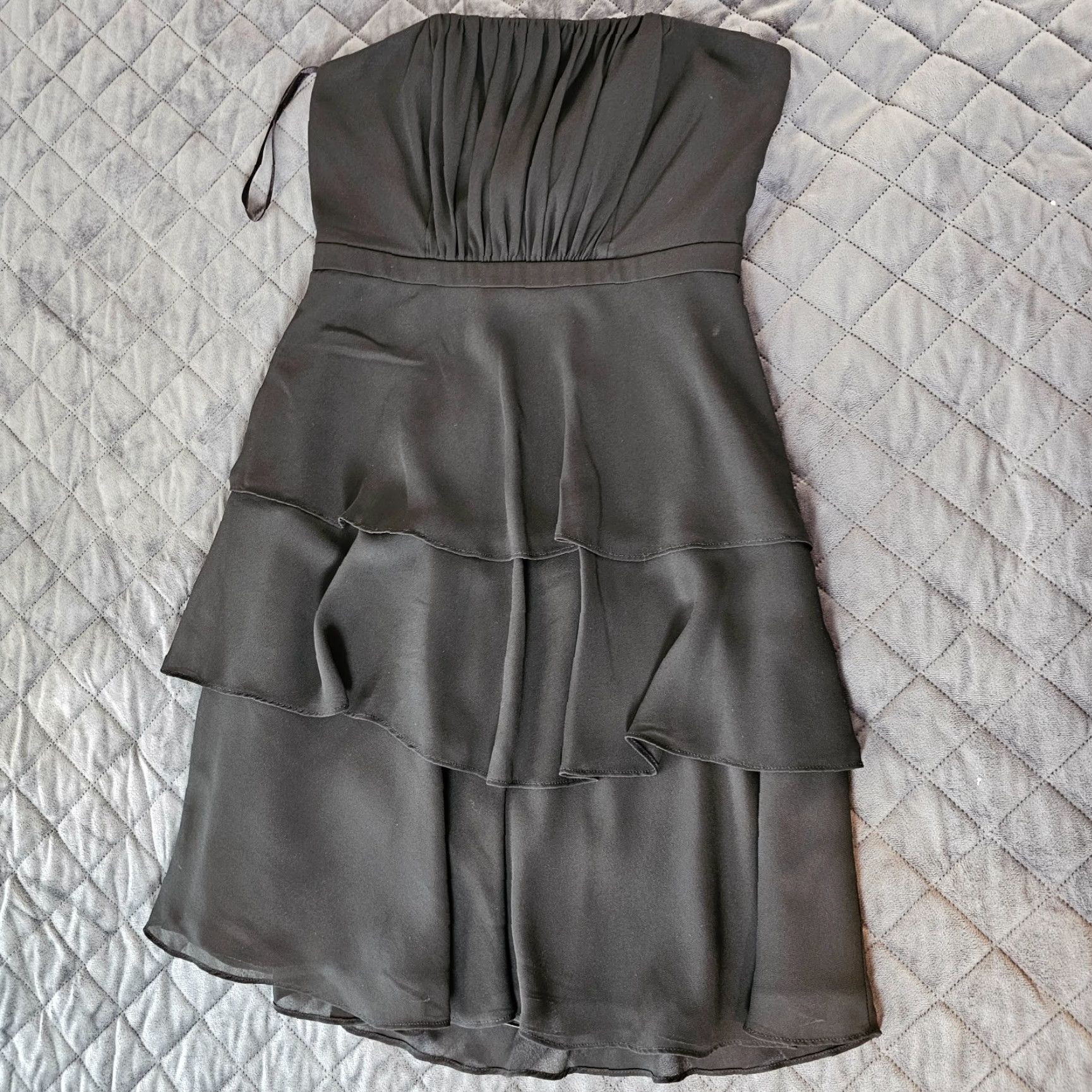 White House Black Market White House Black Market Dress Strapless Mini Ruched Bodice Layered Cocktail Dress Womens 2 Black Sleeveless Party Cocktail Size XS / US 0-2 / IT 36-38 - 7 Thumbnail