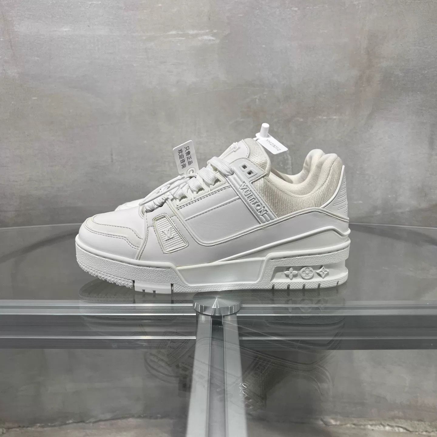 Louis Vuitton LV Trainer White UK1 35 Size US 4.5 / IT 34.5 - 3 Thumbnail