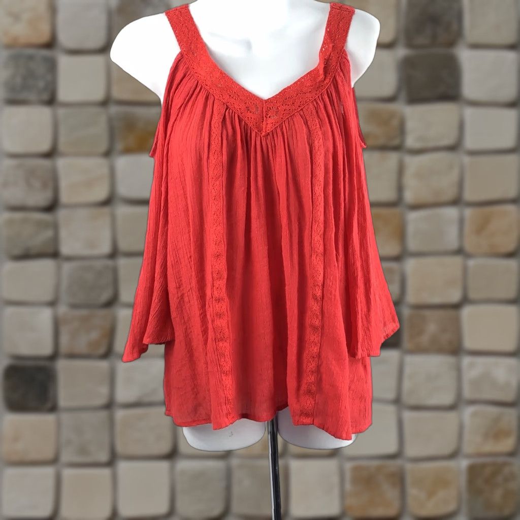 Vintage NOBO Red Cold Shoulder Top M 3/4 Sleeve V-Neck Boho Crepe Lace Trim Blouse Women Size M / US 6-8 / IT 42-44 - 1 Thumbnail