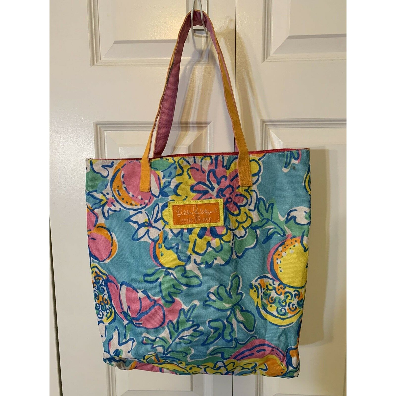 Lilly Pulitzer Lilly Pulitzer For Estee Lauder Collab Floral Print Shoulder Size ONE SIZE - 9 Thumbnail