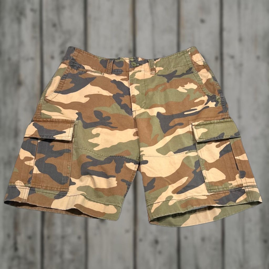 Gap GAP Cargo Shorts Men 33 Multi Woodland Camo Outdoors Hike Inseam 9” Rise 11” Cargo Pocket Belt Loops Flat Front Cotton Classic Outdoor Men Size US 33 - 1 Thumbnail