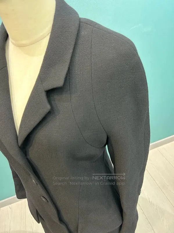 Chanel Chanel Black Mid-Length Logo Trench Coat . Size M / US 6-8 / IT 42-44 - 2 Thumbnail