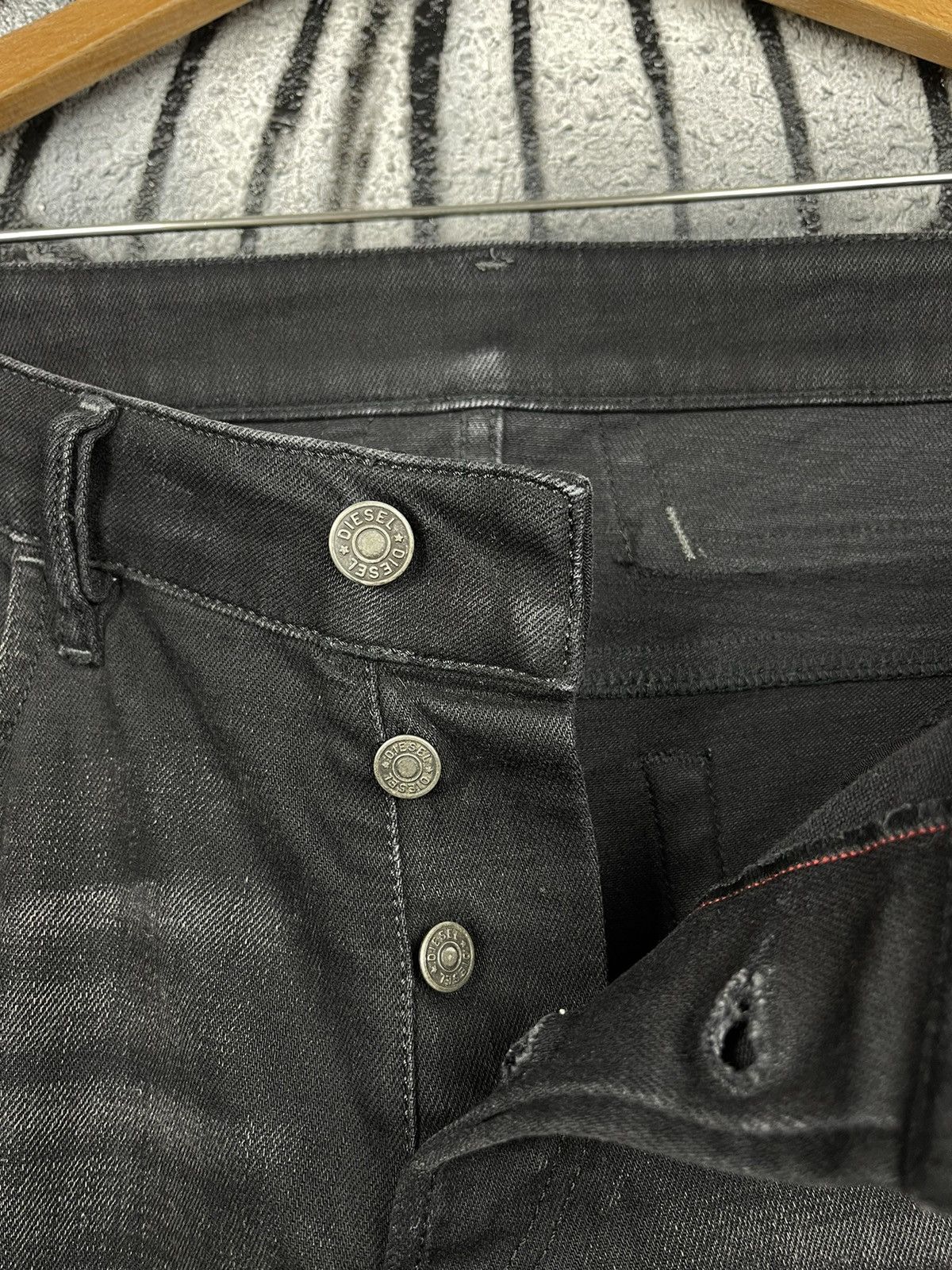 Diesel Diesel D-Bazer Tapered Denim Jeans Men’s Size W31 L32 Size US 31 - 11 Thumbnail