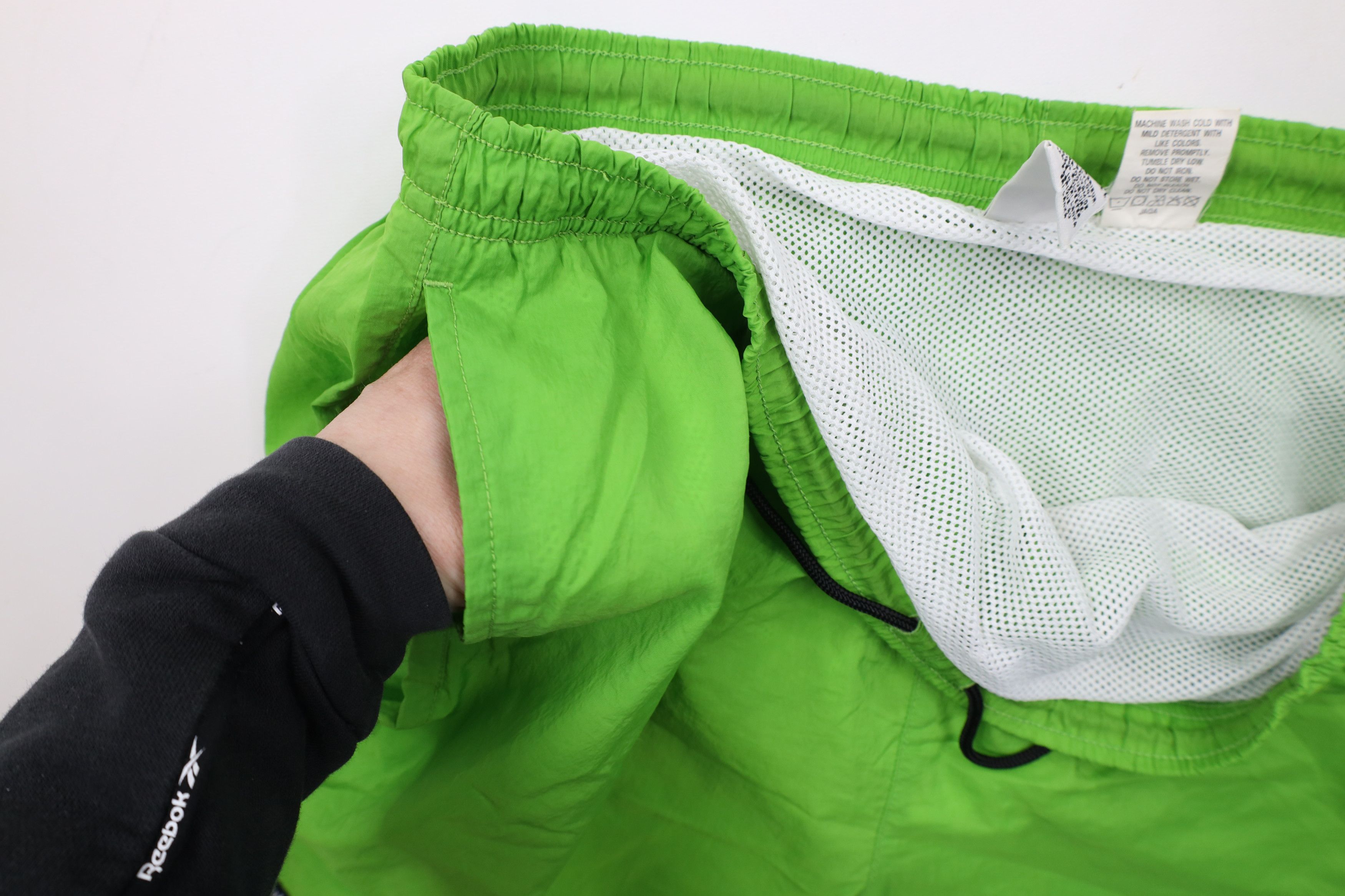 Columbia × Vintage Vintage 90s Columbia Mesh Lined Above Knee Shorts Baggies Size US 34 / EU 50 - 7 Thumbnail