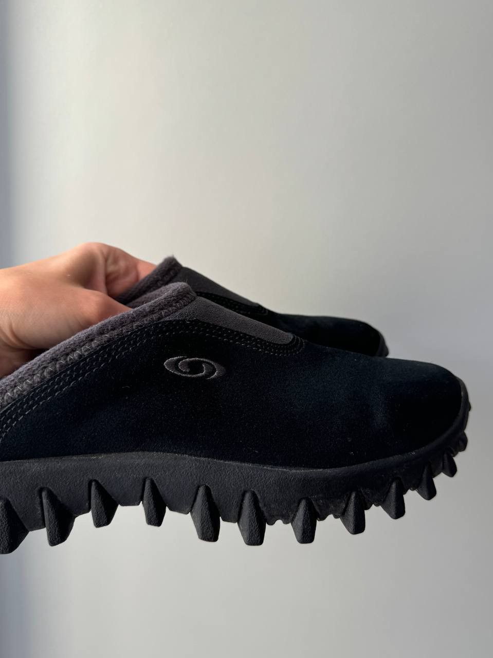 Salomon Salomon WMNS Snow Cloq Black Slip On Contagrip Mule Size US 7.5 / IT 37.5 - 6 Thumbnail