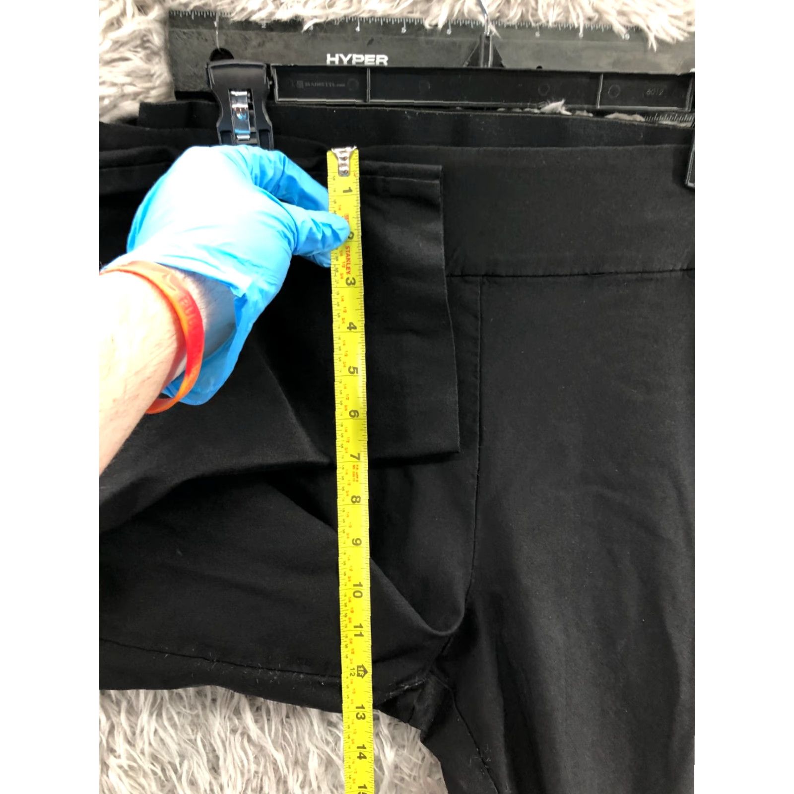 Vintage Maurices Pull On Capri Pants Womens Black 24W Regular Slim Straight 22in Inseam Flat Front Pockets Elastic Waist Plus Size Flaw Noted Size 42" / US 20 - 4 Thumbnail