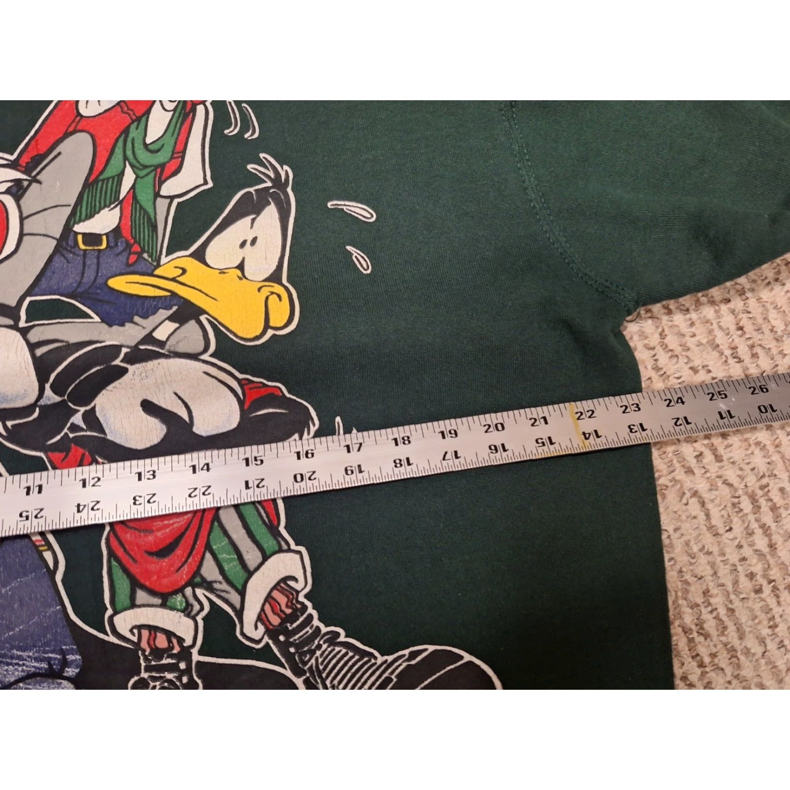 Vintage VINTAGE Looney Tunes Sweatshirt 90s Bugs Bunny Taz Wile E Coyote Green L Pullover Unisex Adults Hip Hop Graphic Print Size US L / EU 52-54 / 3 - 6 Thumbnail