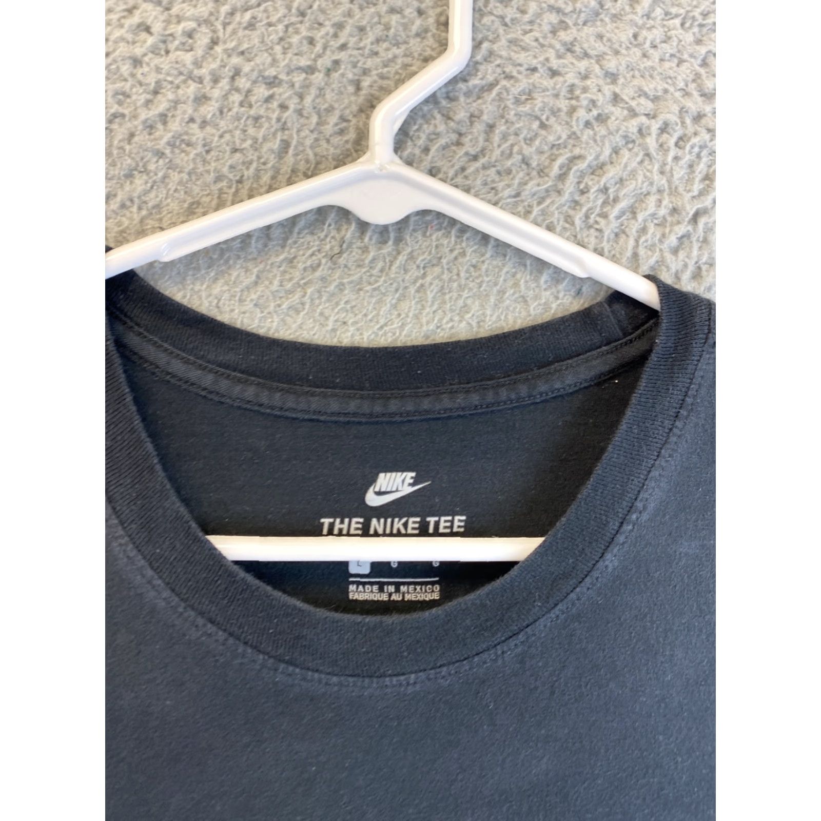 Nike Nike Shirt Mens L Black Crew Neck Short Sleeve Athletic Graphic Tee Cotton Logo All Seasons 32-64 Mens Size US L / EU 52-54 / 3 - 5 Thumbnail