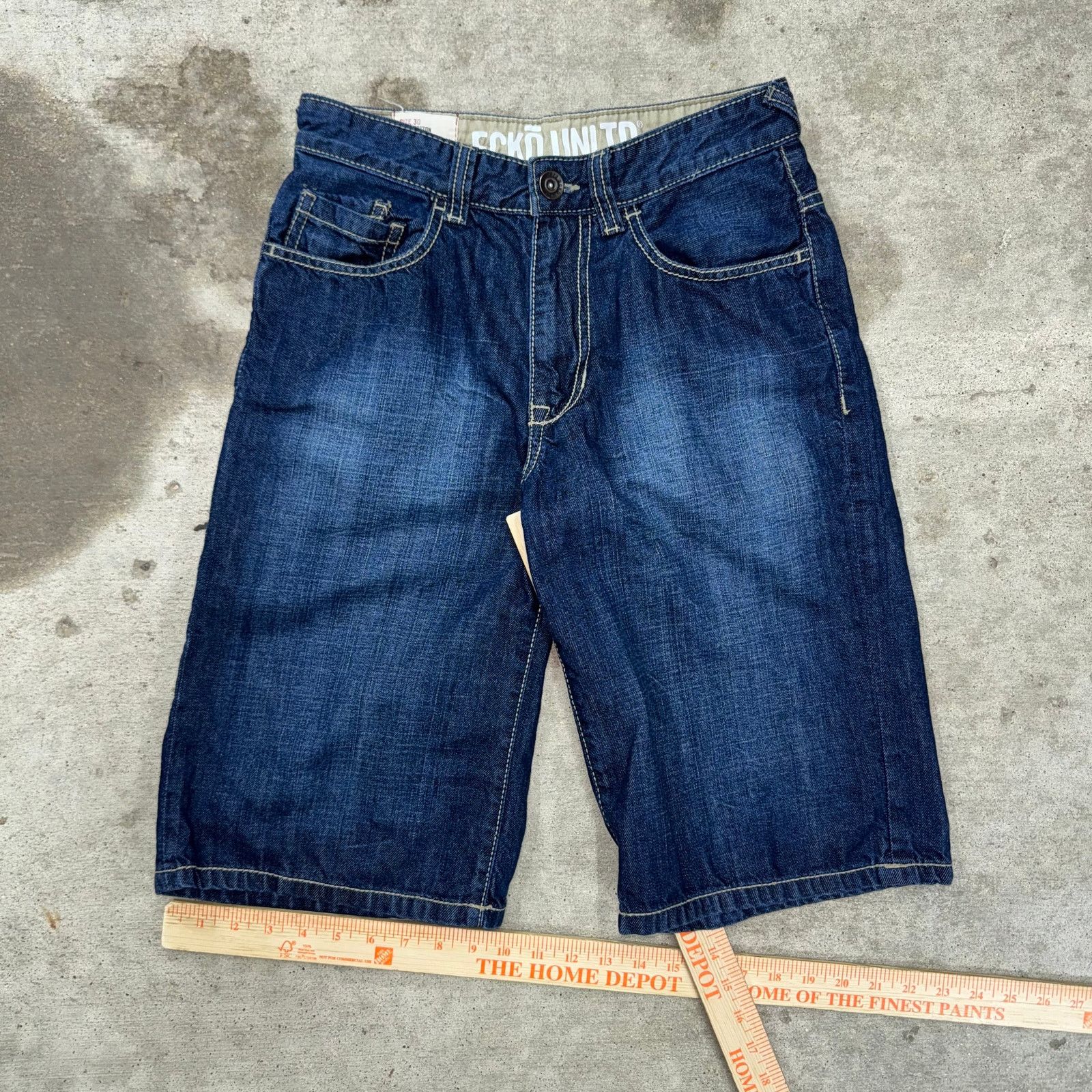 Ecko Unltd. Vintage Y2K Ecko UNLTD dark wash 2000s hip hop denim jorts Size US 30 / EU 46 - 4 Thumbnail
