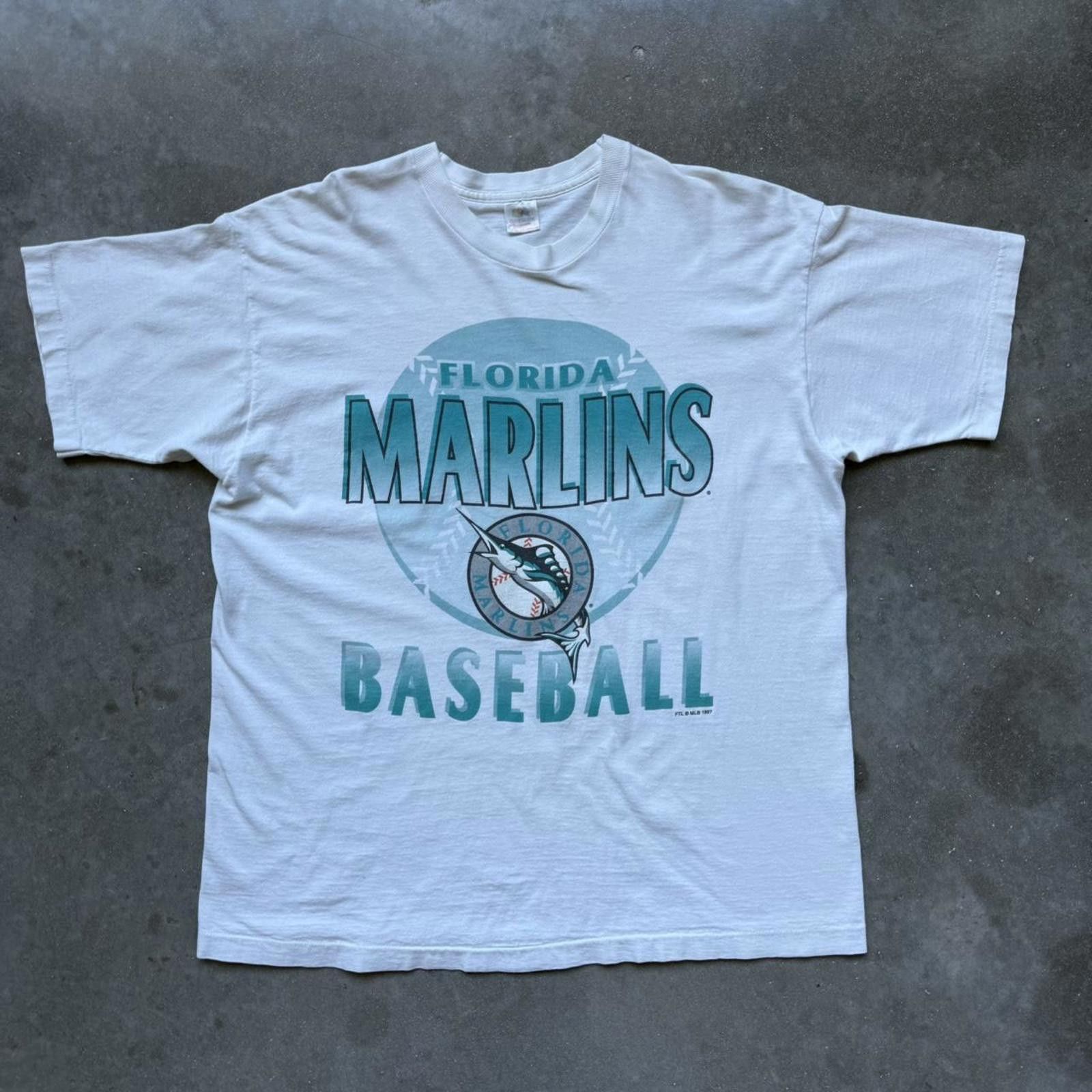 Other Miami Marlins “Baseball” 1997 Vintage Logo Graphic T-shirt Size US XL / EU 56 / 4 - 1 Thumbnail