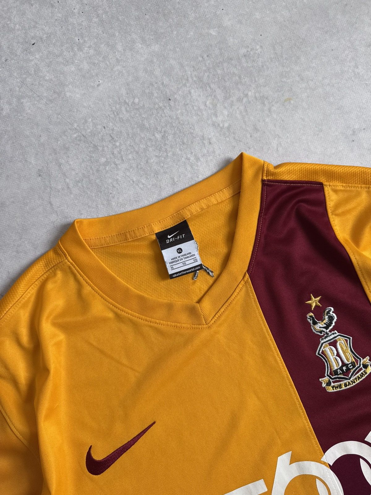 Nike Nike Bradford City 2013-14 Home Football Soccer Jersey Y2K Size US XL / EU 56 / 4 - 6 Thumbnail