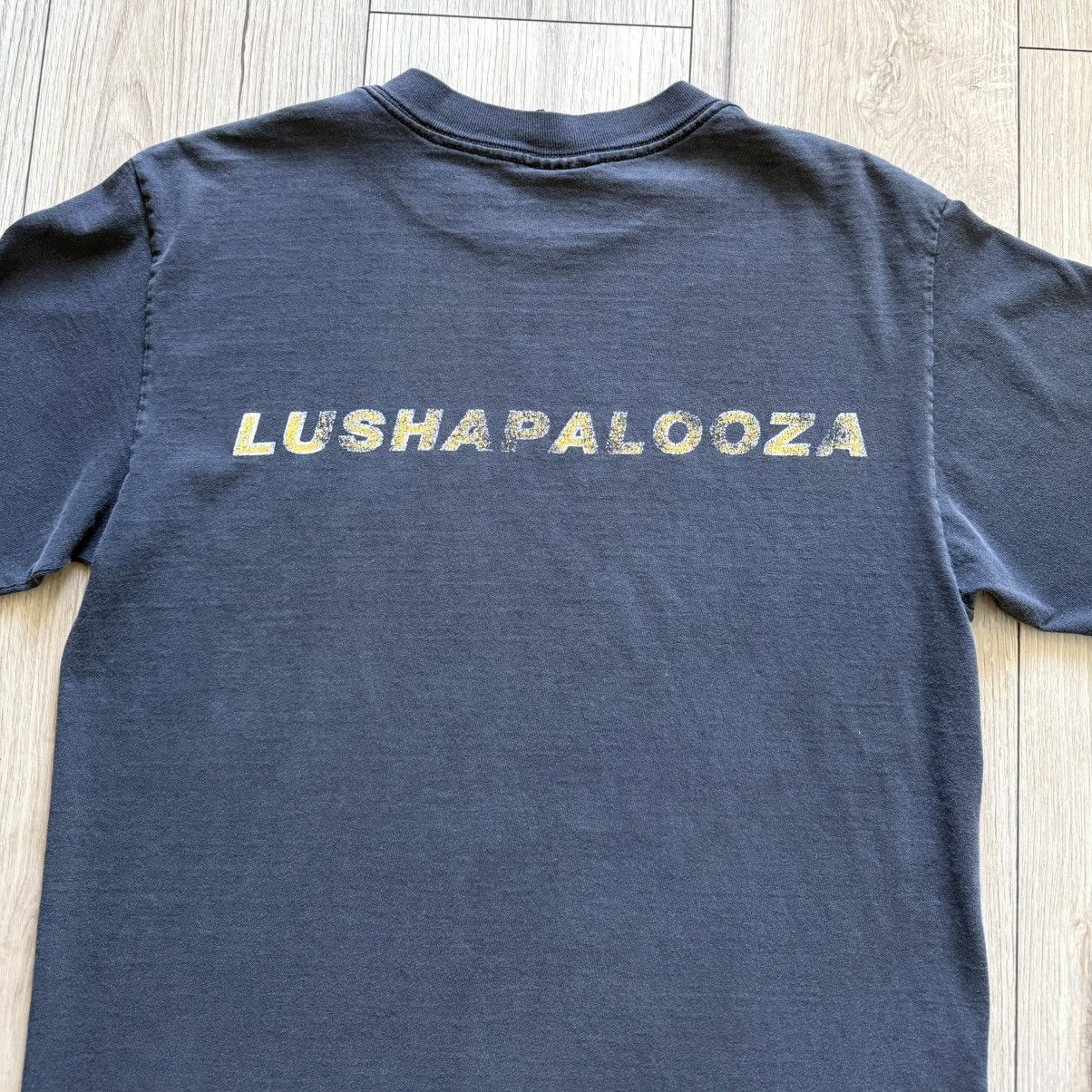 Giant RARE Vintage 1992 Lush Band T Shirt Lushapalooza Shoegaze Size US L / EU 52-54 / 3 - 6 Thumbnail