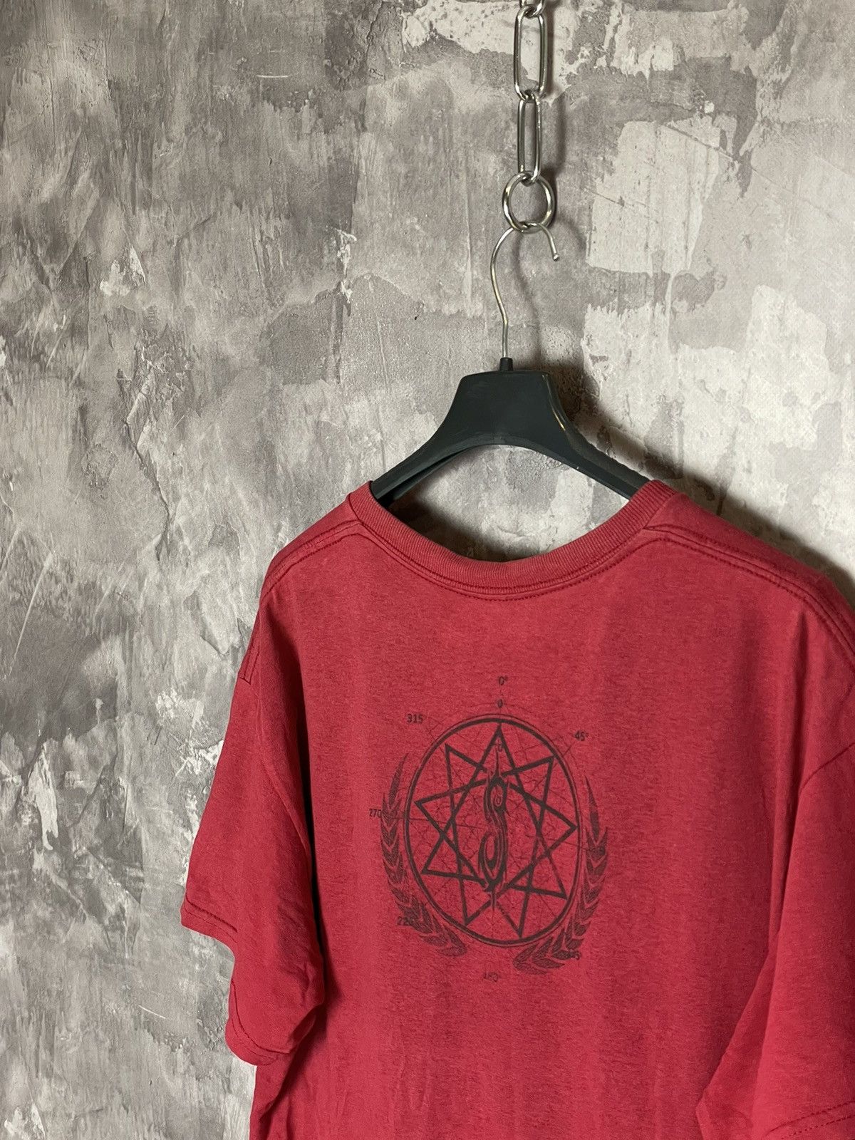 Band Tees × Slipknot × Vintage Vintage Slipknot Band Tees 2016 Tour T-Shirt Size US M / EU 48-50 / 2 - 9 Thumbnail