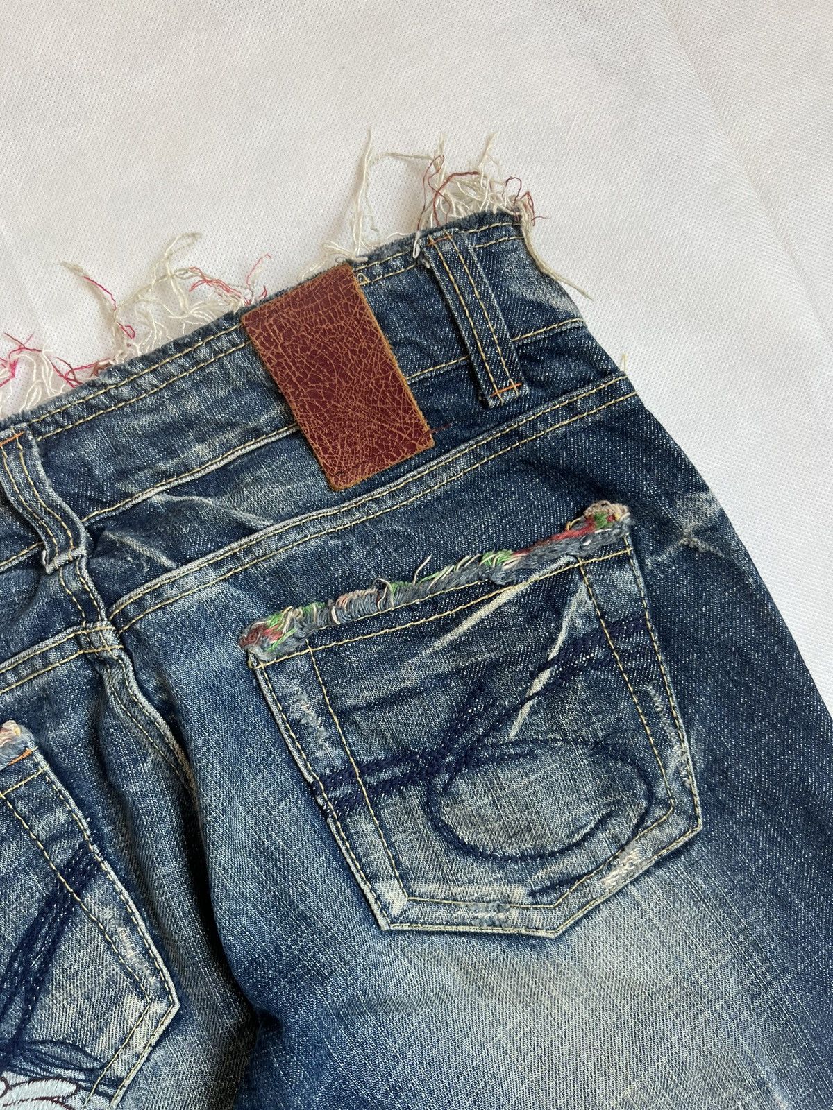 Japanese Brand Red Pepper Flare Denim Skulls Punk Washed Denim Size 30" / US 8 / IT 44 - 13 Thumbnail