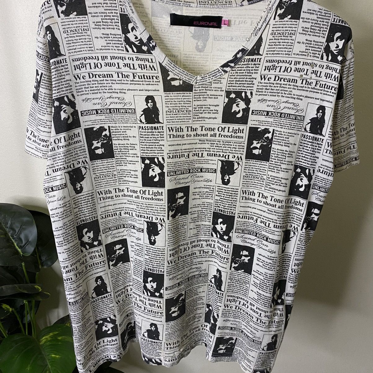 Hysteric Glamour Euroyal Hysterics Glamour Ifsixwasnine AllOverPrint T Shirt Size US L / EU 52-54 / 3 - 2 Thumbnail
