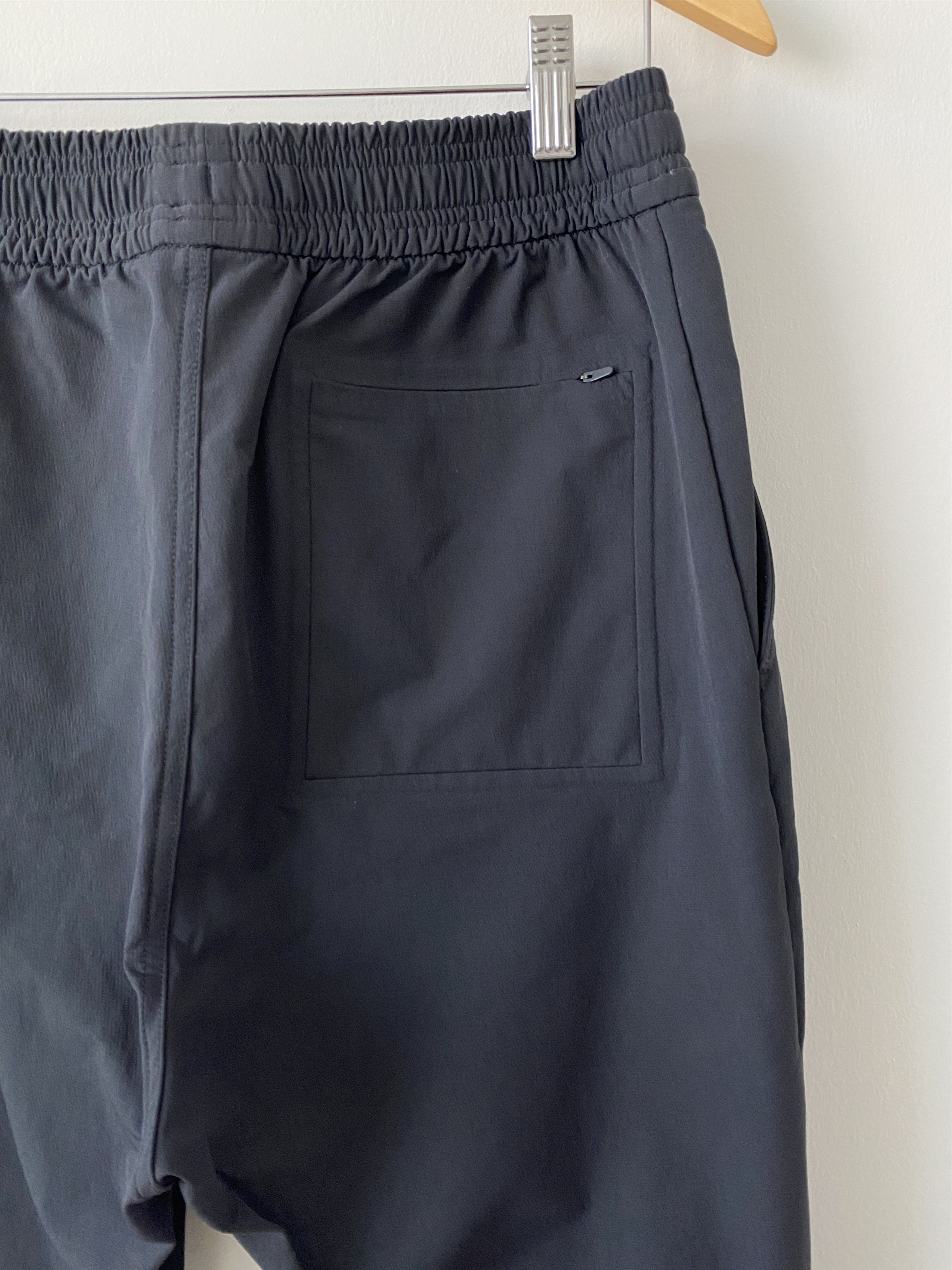 Outdoor Voices “RecTrek Jogger” Size Medium Size US 32 / EU 48 - 5 Thumbnail