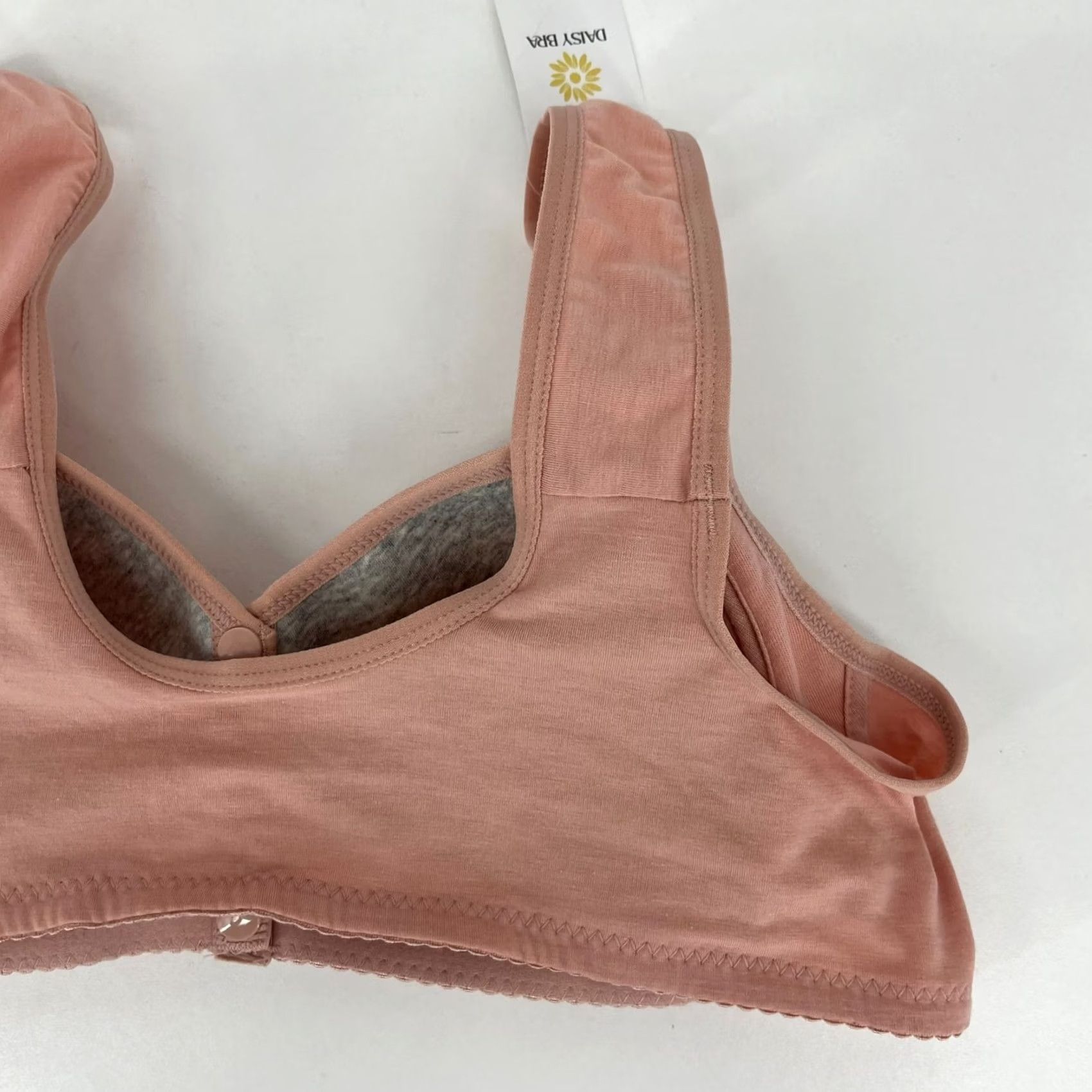 Pinko Daisy Bra Women's Bra Floral Print Pink 44 Button Front Closure T-Shirt Bra Wireless Breathable 100% Blended Fabric Size ONE SIZE - 7 Thumbnail