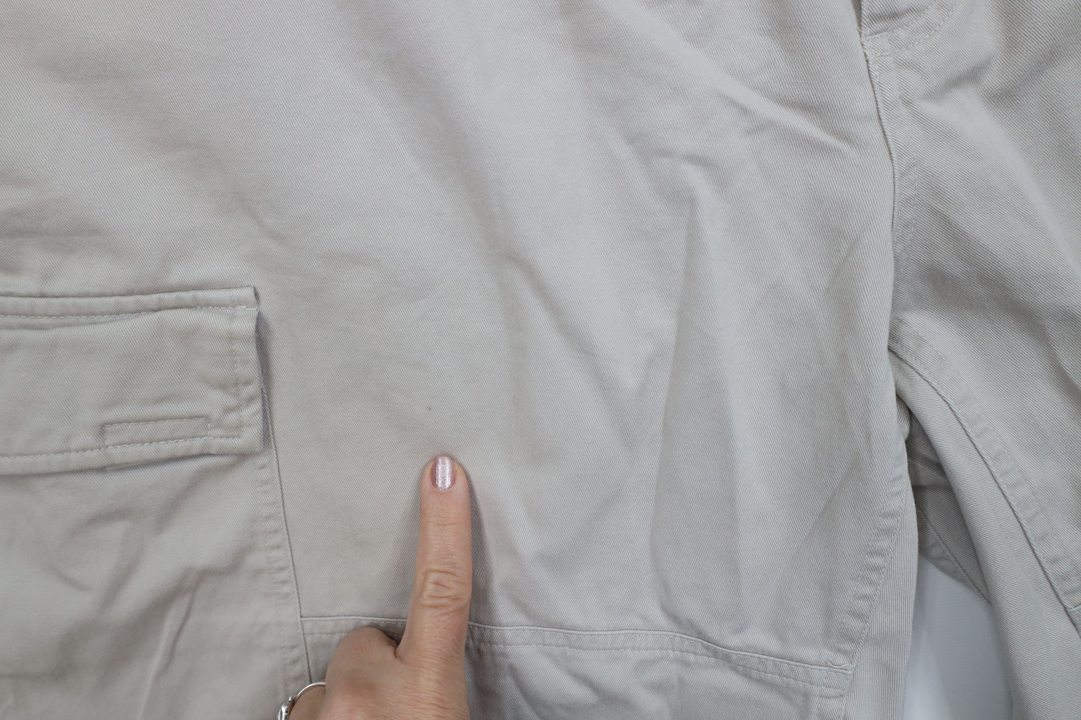 Columbia Vintage Columbia Spell Out Relaxed Cargo Shorts Beige Cotton Size US 38 / EU 54 - 6 Thumbnail