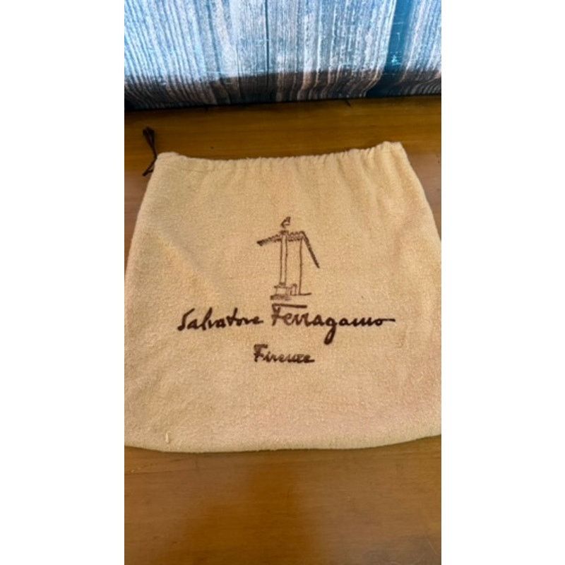 Salvatore Ferragamo Salvatore Ferragamo Women's Clutch & Heels Set Size 8 Size US 8 / IT 38 - 7 Thumbnail