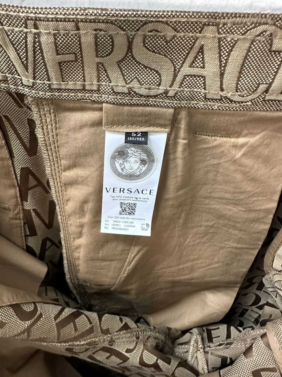 Versace VERSACE Versace Jacquard Allover Brown Beige Shorts Size US 36 / EU 52 - 5 Thumbnail