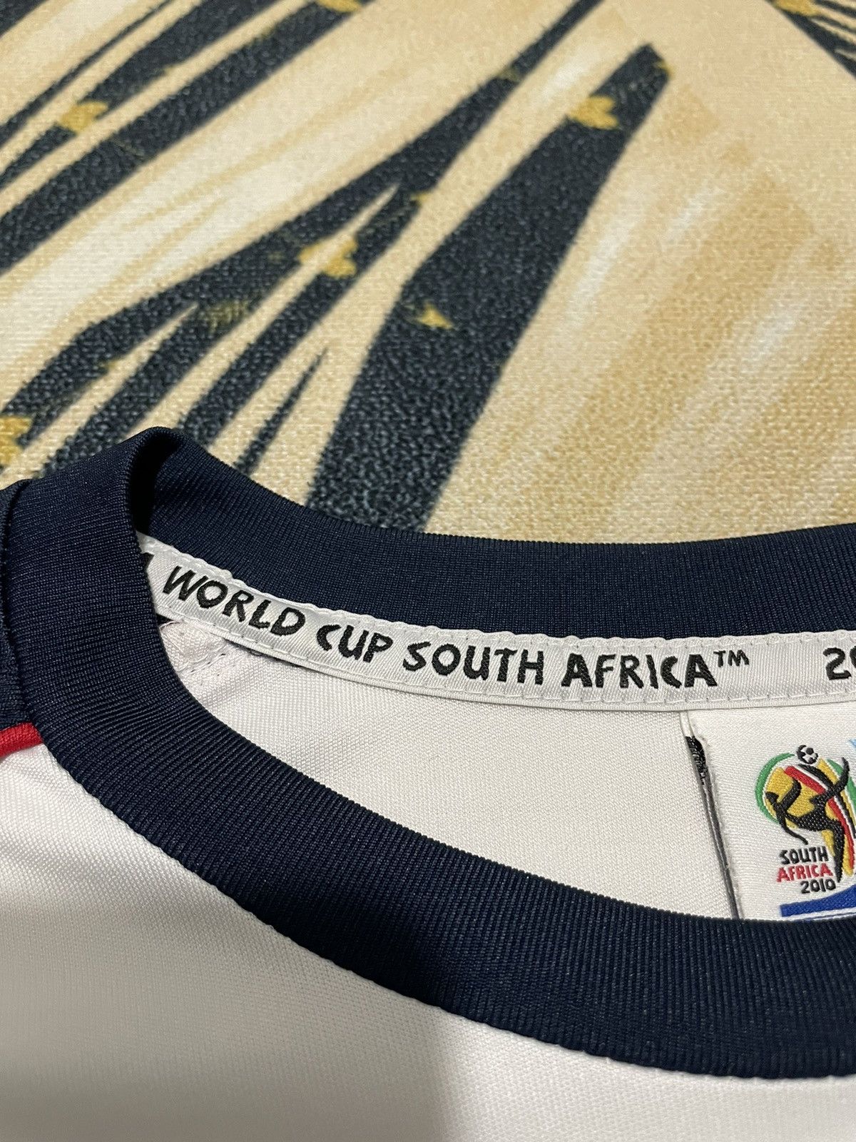 Vintage Team USA 2010 FIFA World Cup SouthAfrica White Shirt Jersey Size US XL / EU 56 / 4 - 5 Thumbnail
