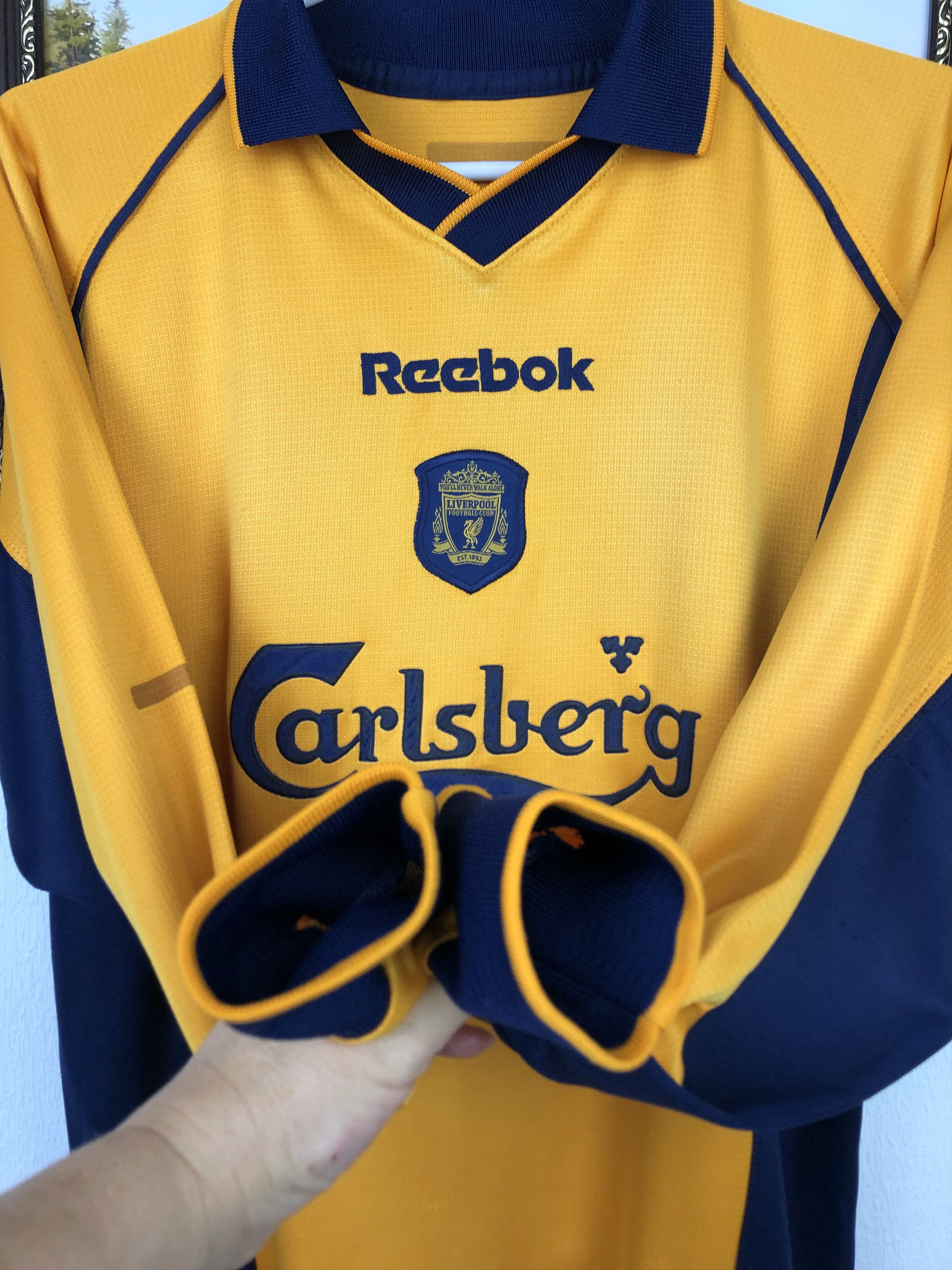 Vintage Liverpool football shirt 2000 Soccer Long Sleeve Jersey Size US S / EU 44-46 / 1 - 8 Thumbnail