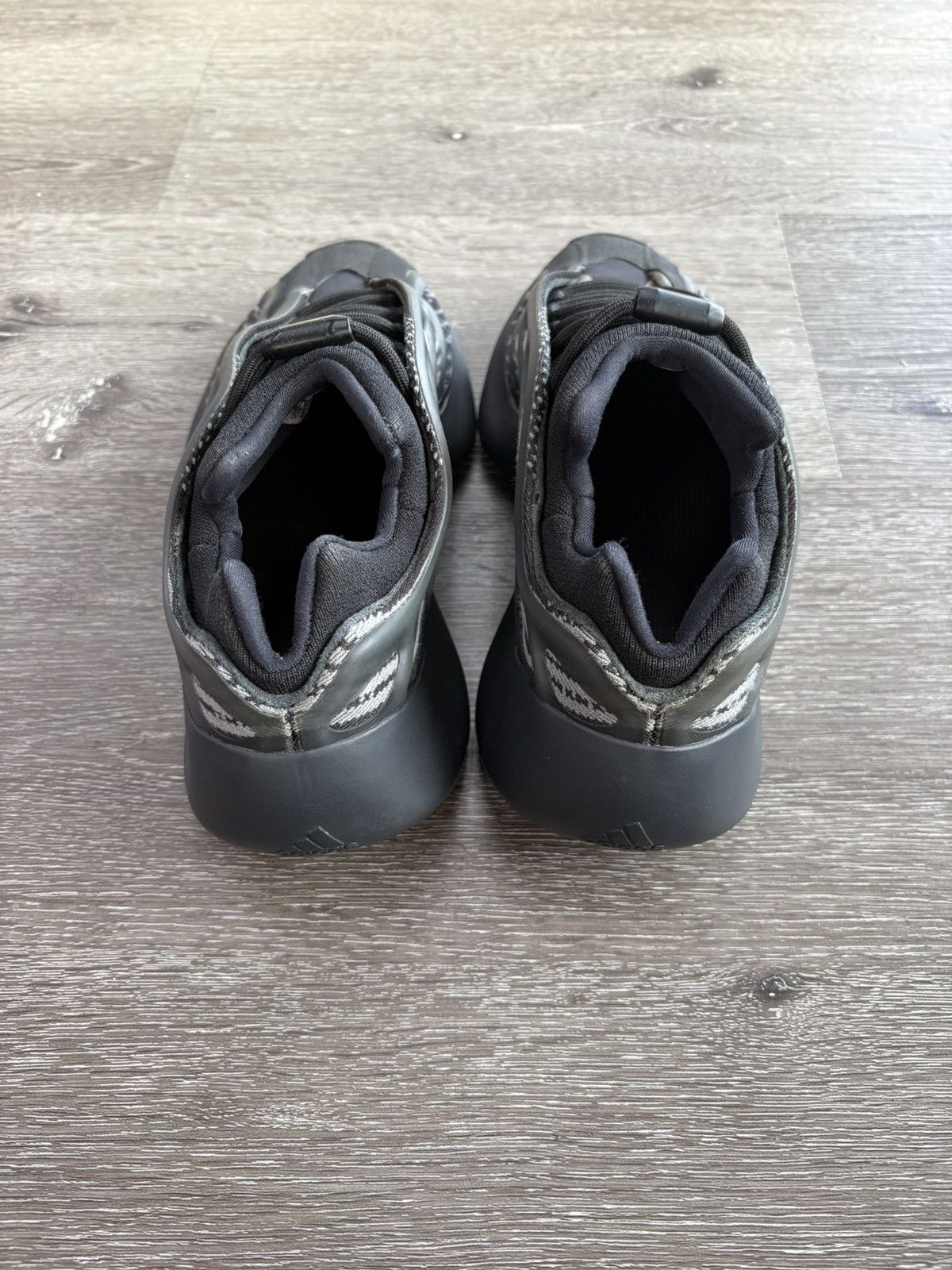 Yeezy Adidas Yeezy 700 V3 “Dark Glow” **PRE-OWNED** REP. BOX Size US 7.5 / EU 40-41 - 4 Thumbnail